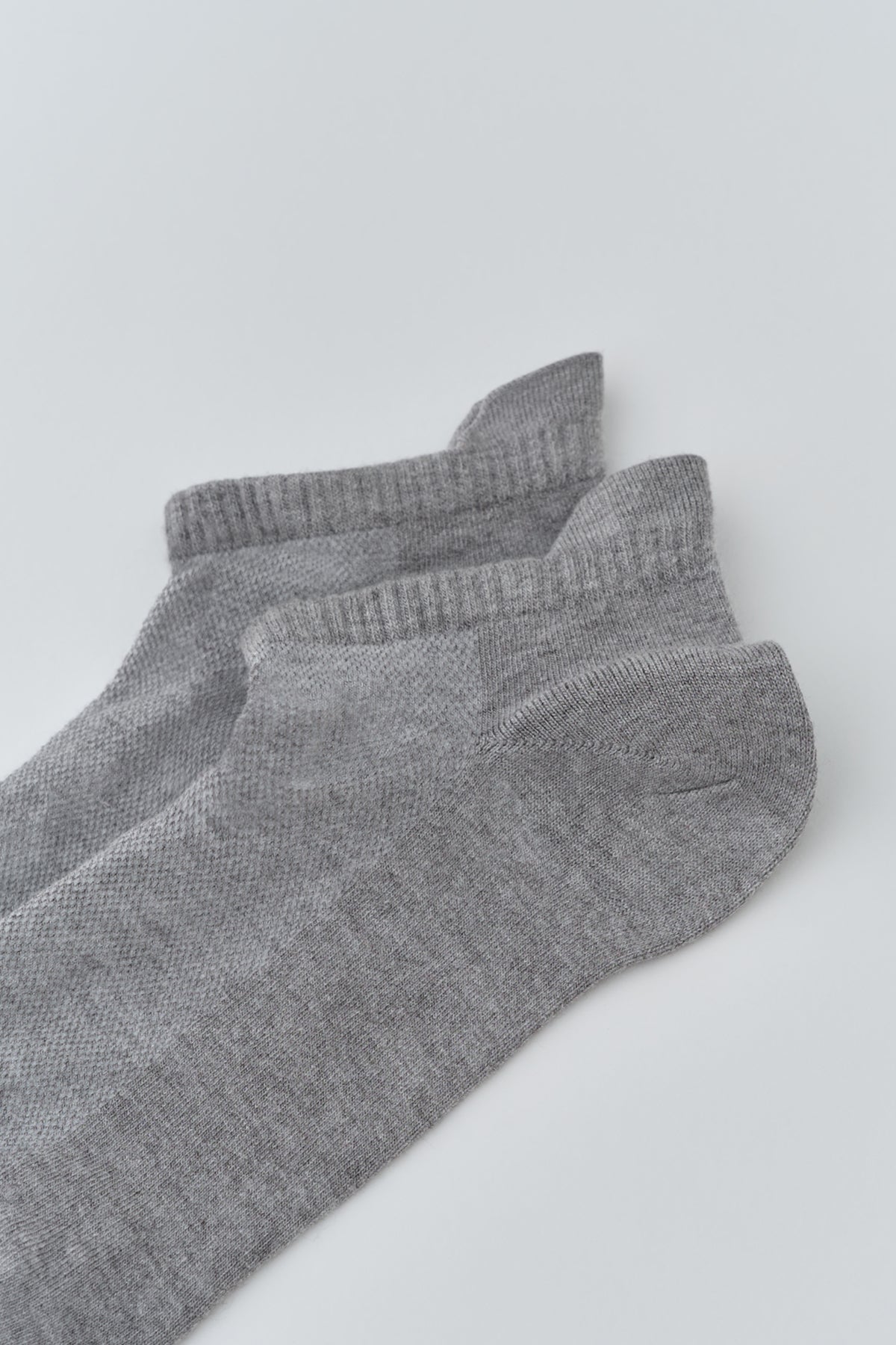 GREY SOCKS