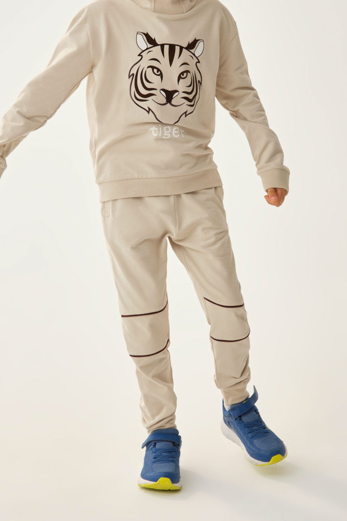 BEIGE TRACKSUIT BOTTOM