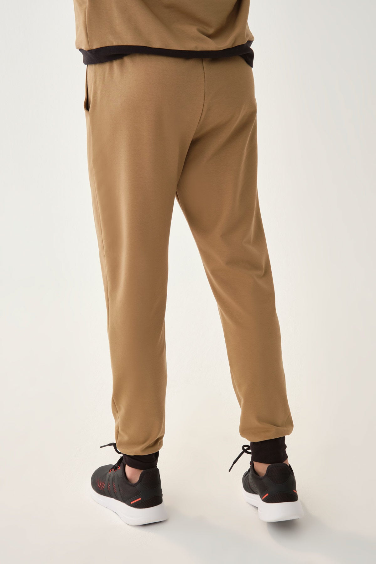 LIGHT BROWN TRACKSUIT BOTTOM