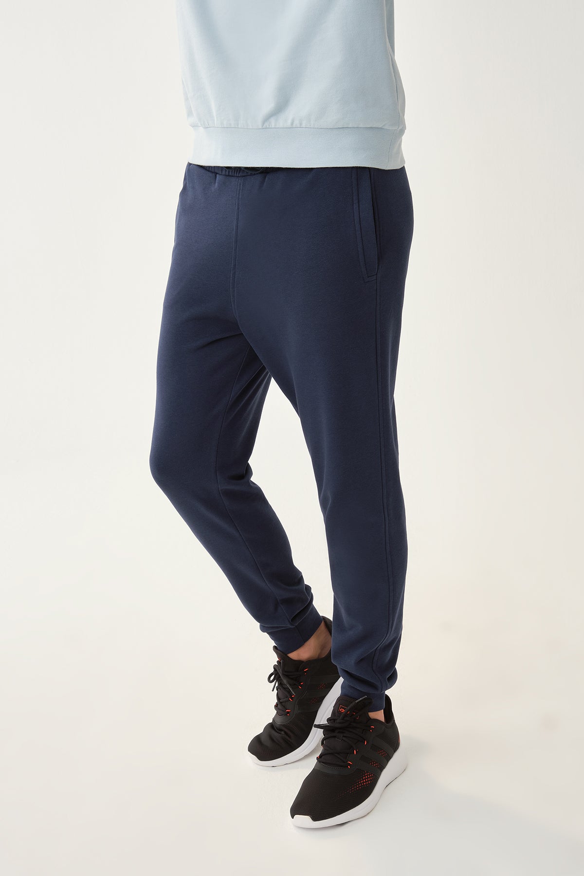 NAVY TRACKSUIT BOTTOM