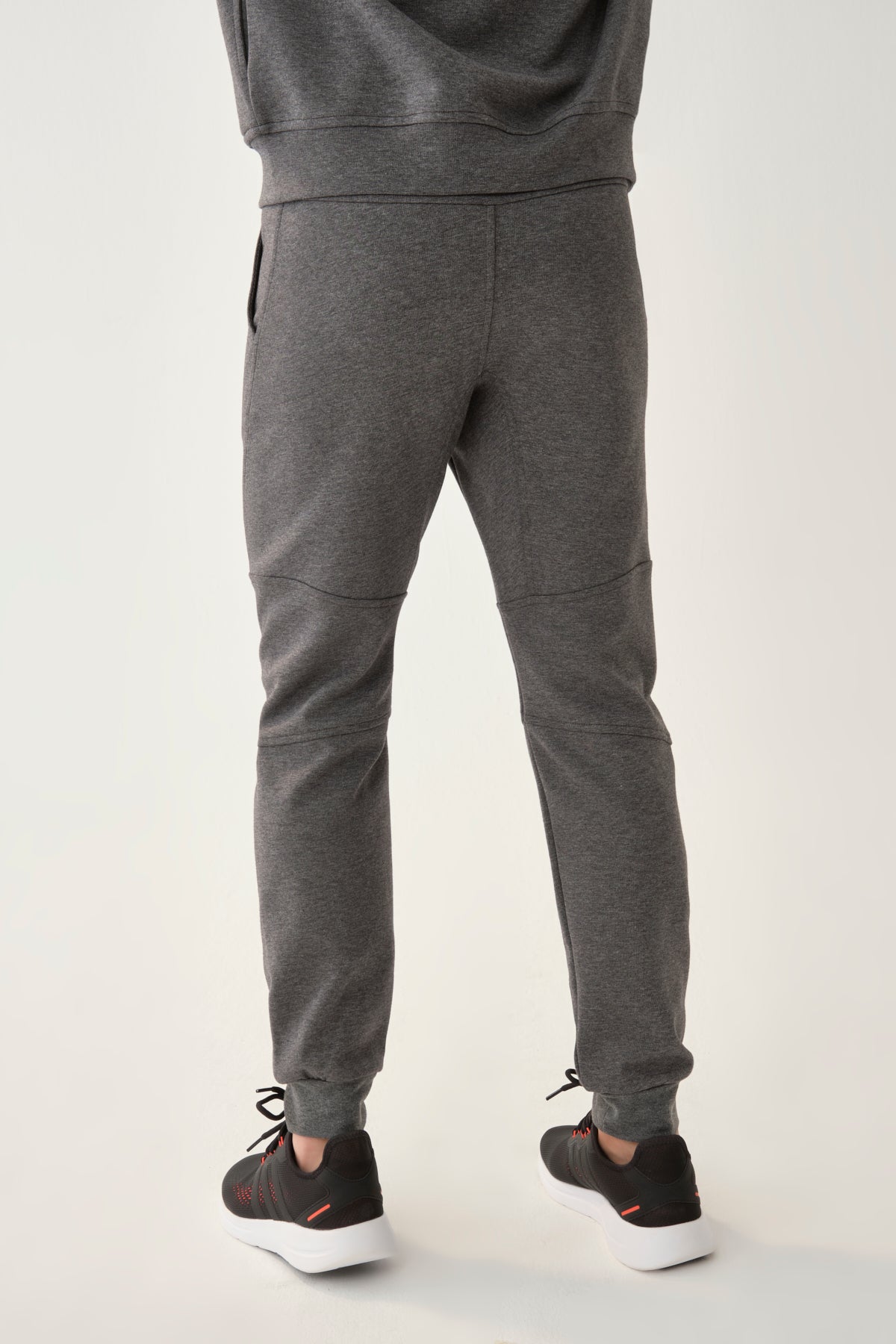 BLACK TRACKSUIT BOTTOM