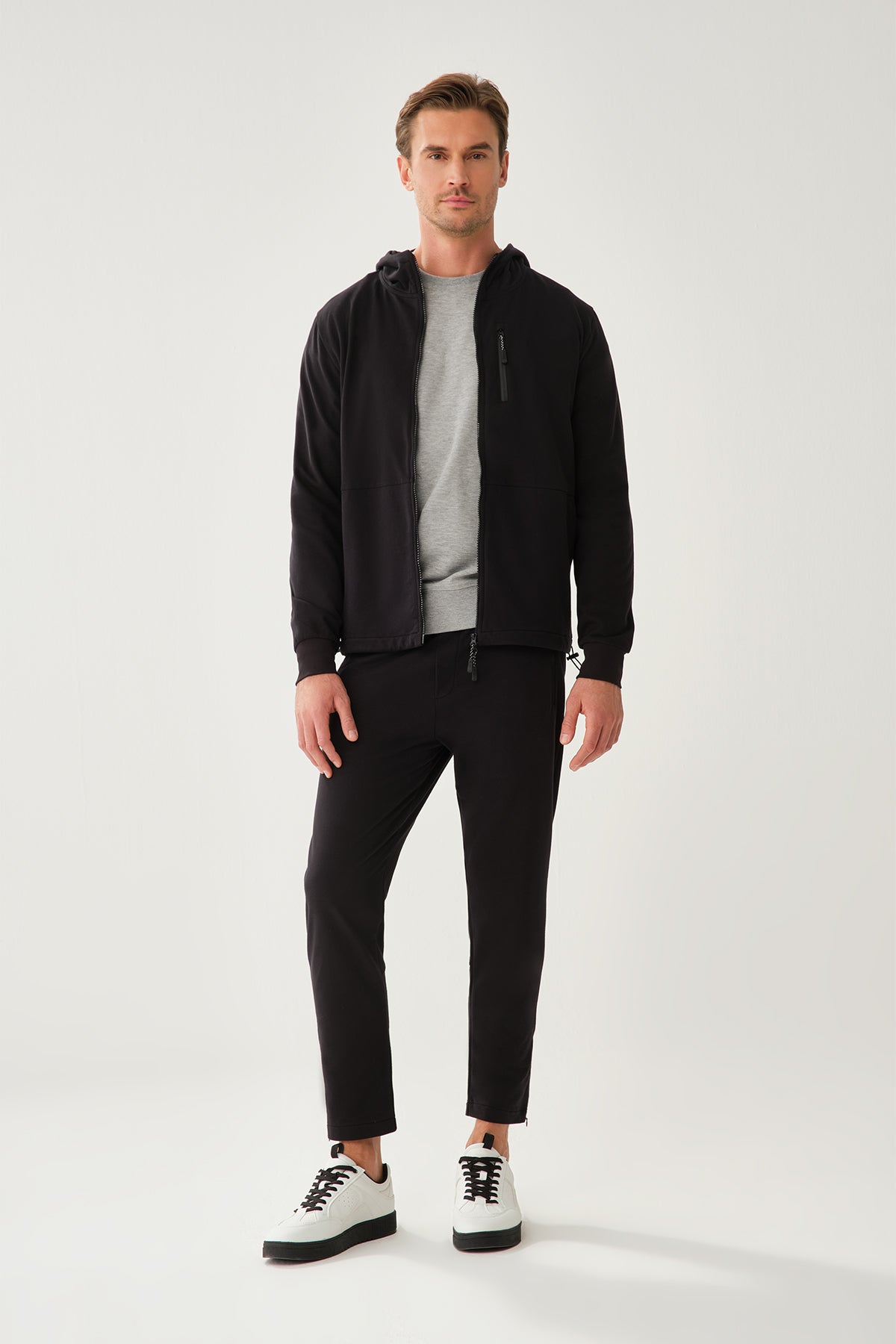 BLACK TRACKSUIT BOTTOM