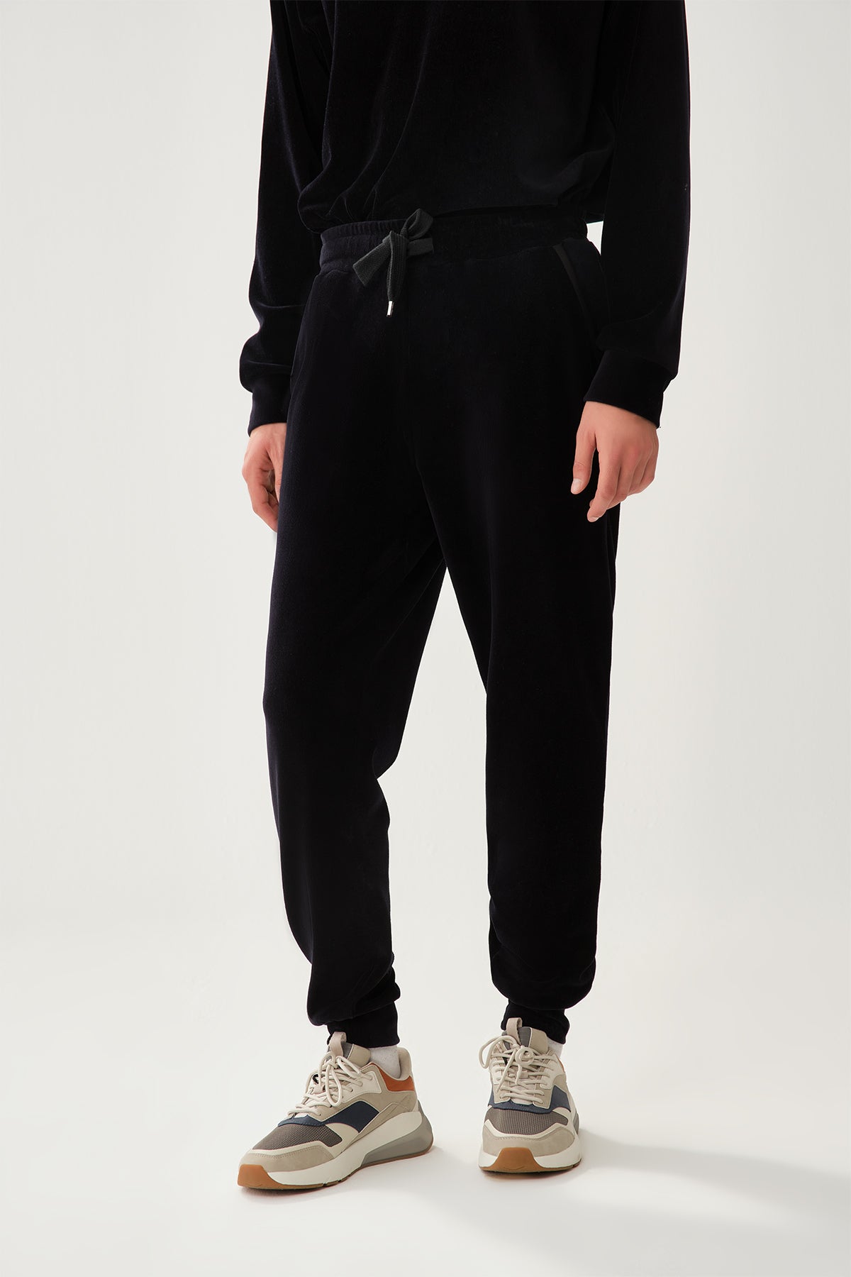 NAVY TRACKSUIT BOTTOM