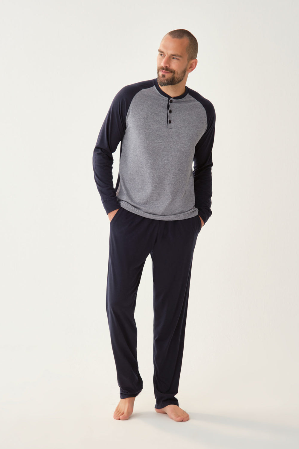 NAVY PYJAMA SET