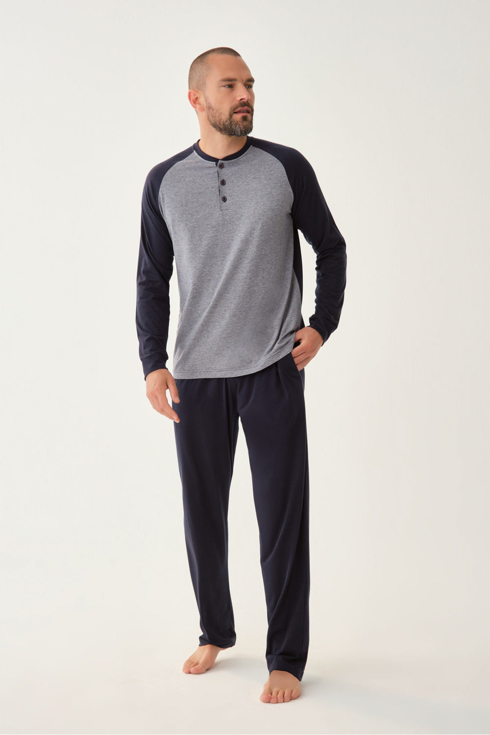 NAVY PYJAMA SET