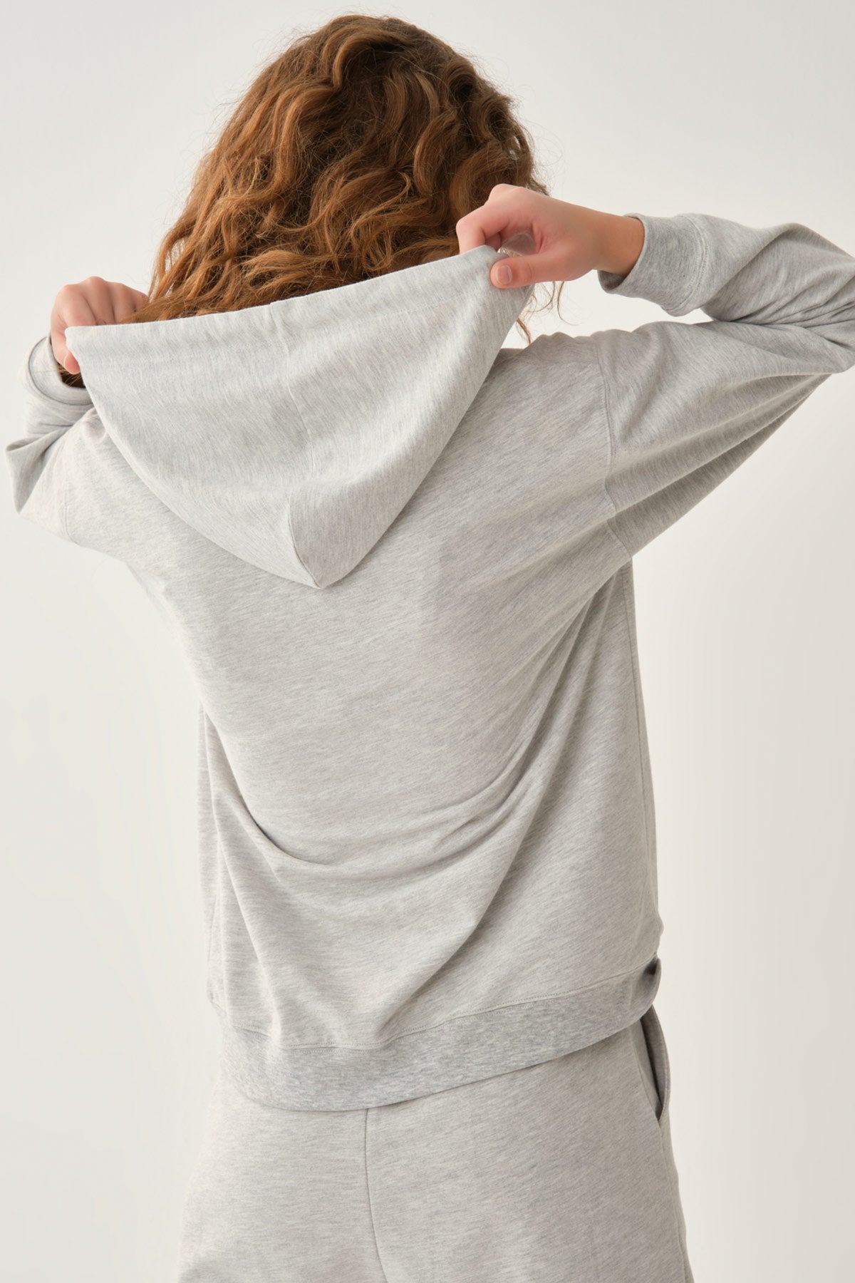 GREY MELANGE SWEATSHIRT
