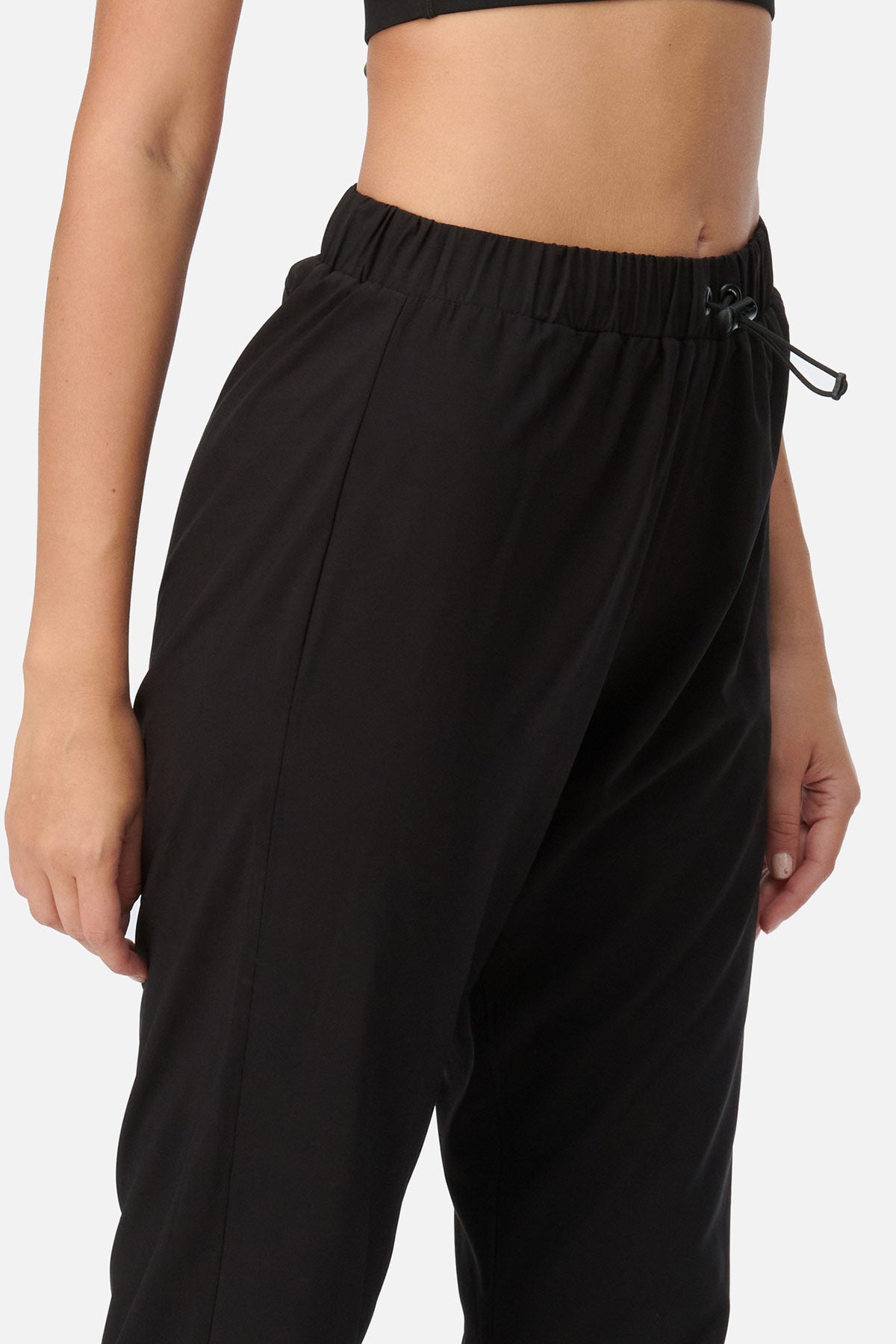 BLACK TRACKSUIT BOTTOM