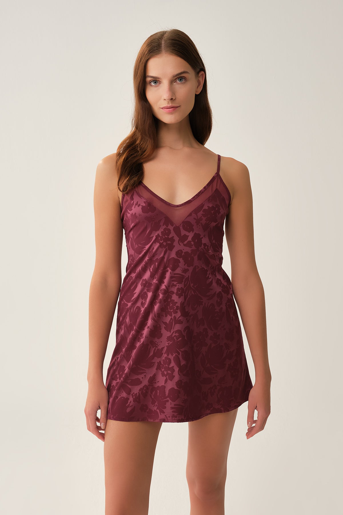 BORDEAUX NIGHTIE