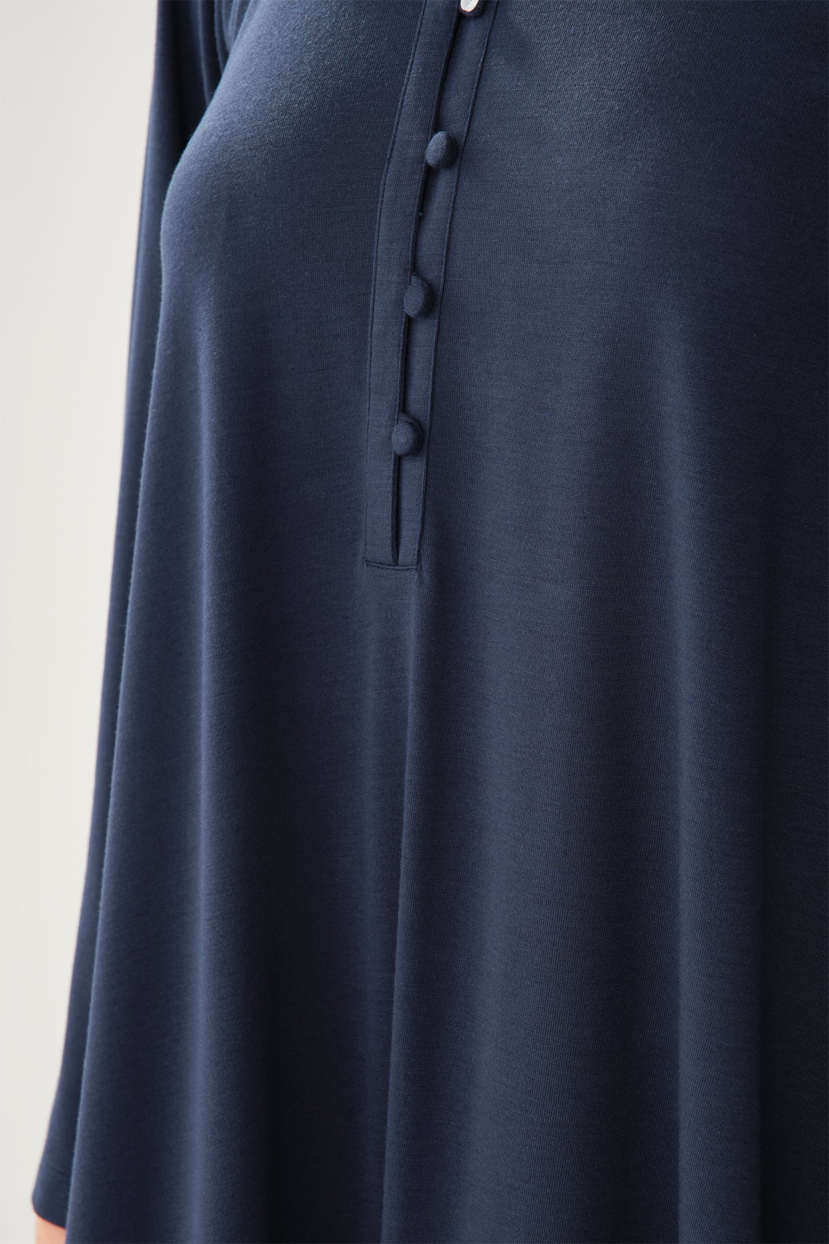 NAVY NIGHTIE