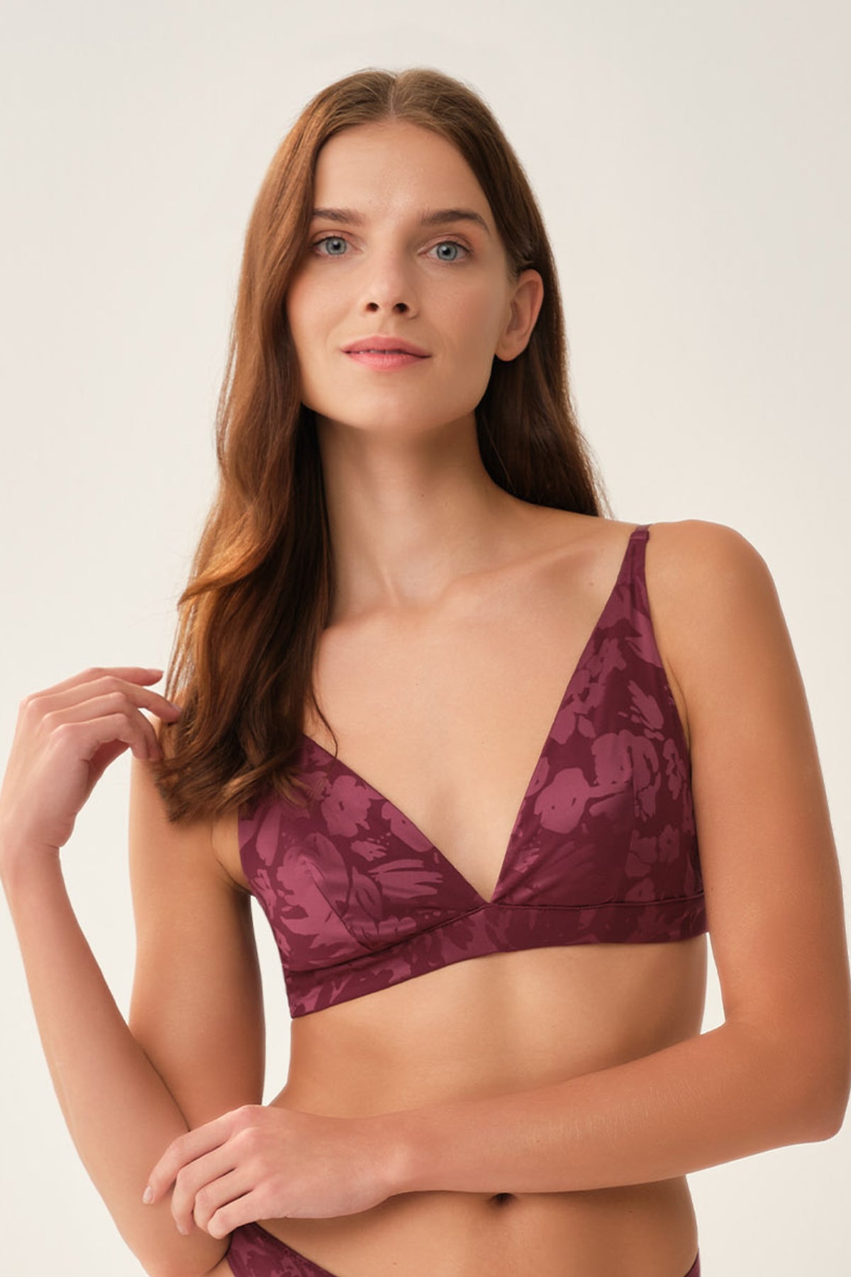 Bordo Üçgen Kaplı Bralet Sütyen