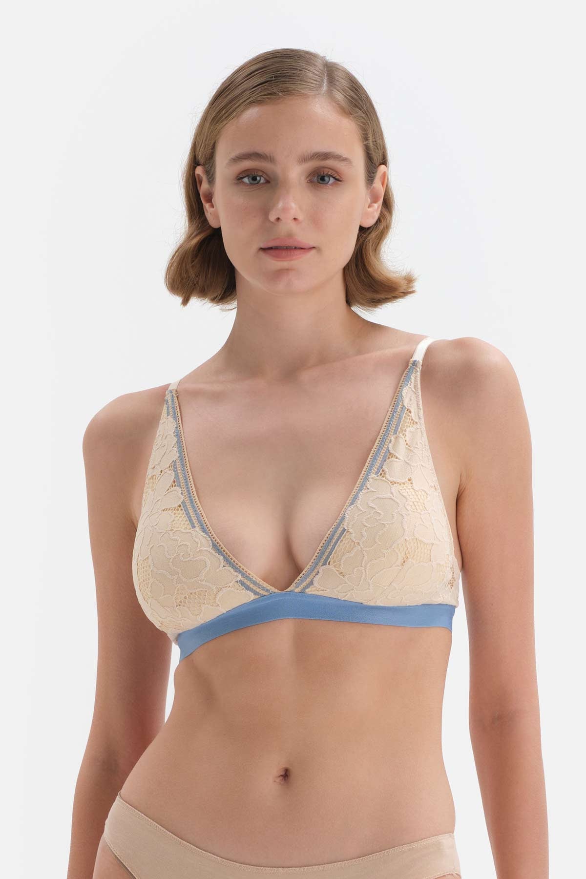 NUDE BRALETTE