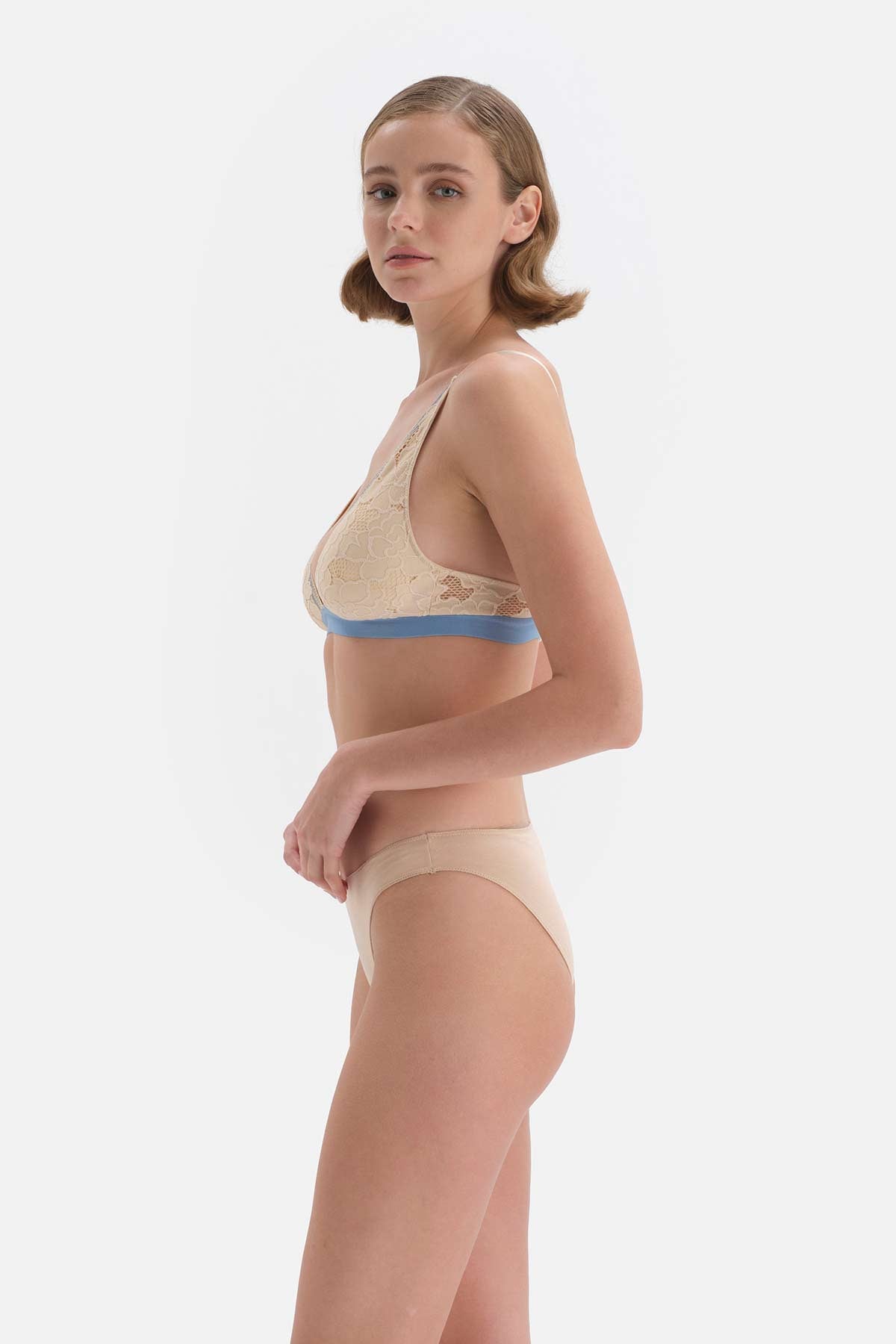 NUDE BRALETTE