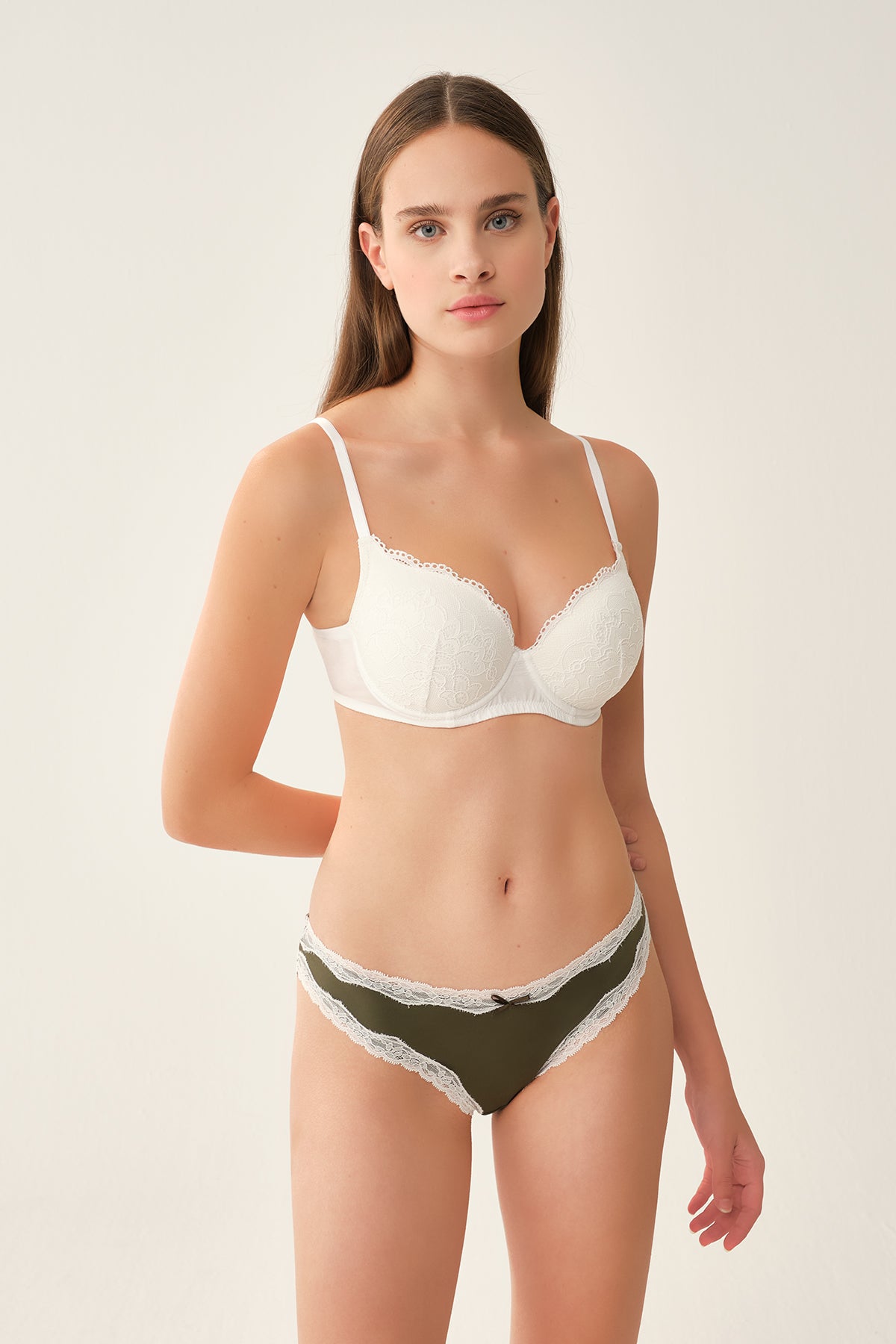 Haki Dantel Detaylı Micro Kumaş Brazilian