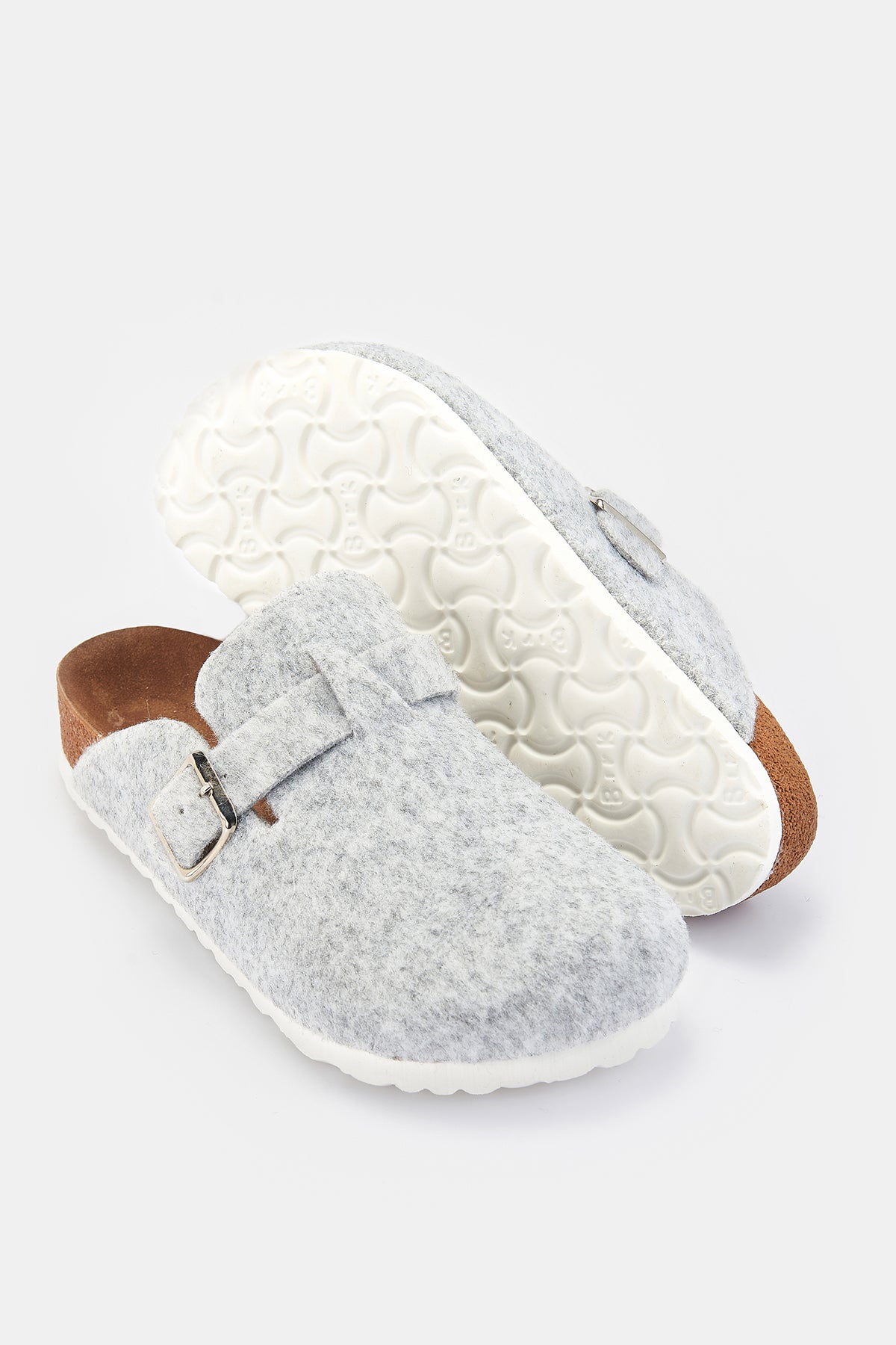 GREY SLIPPER