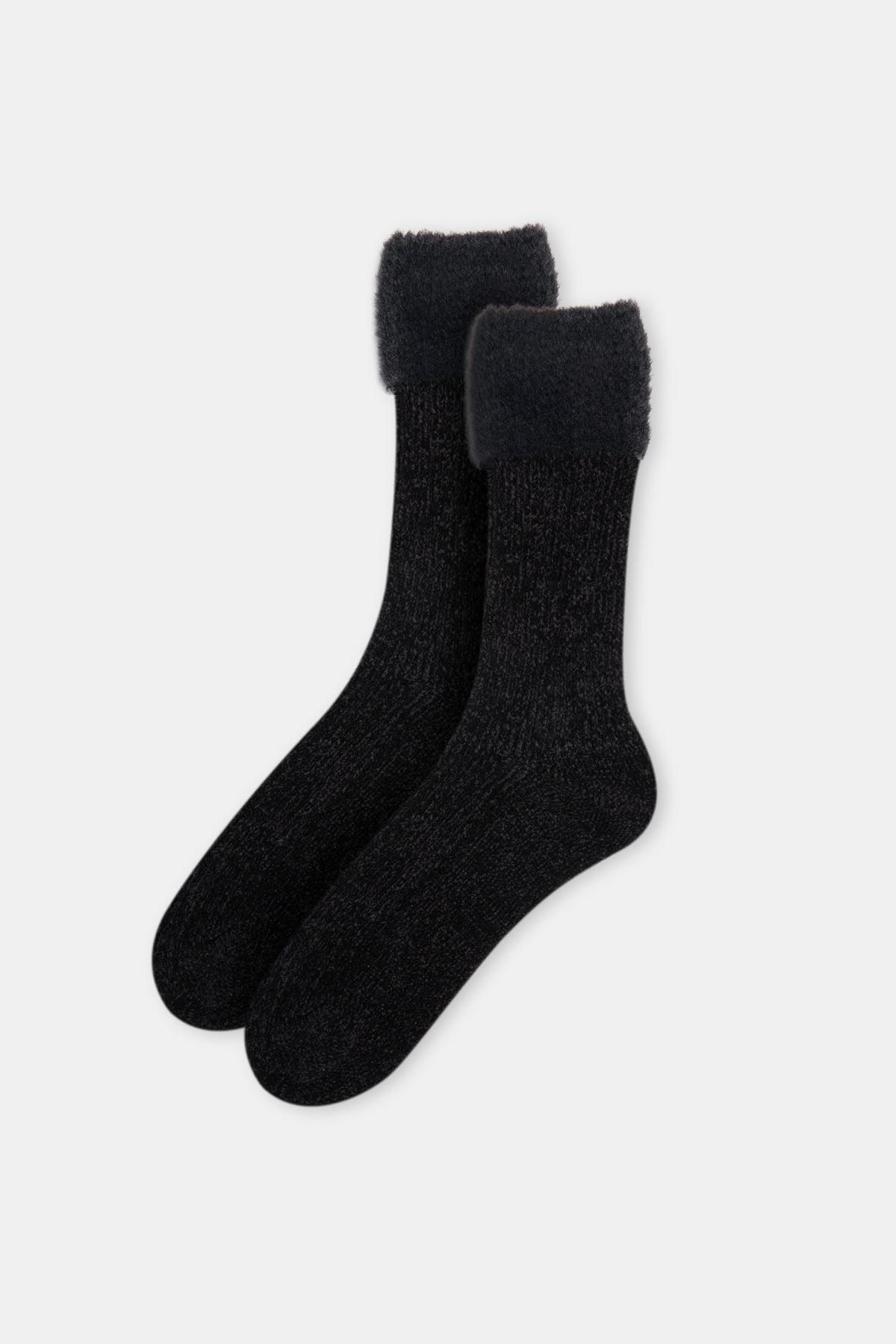 BLACK SOCKS