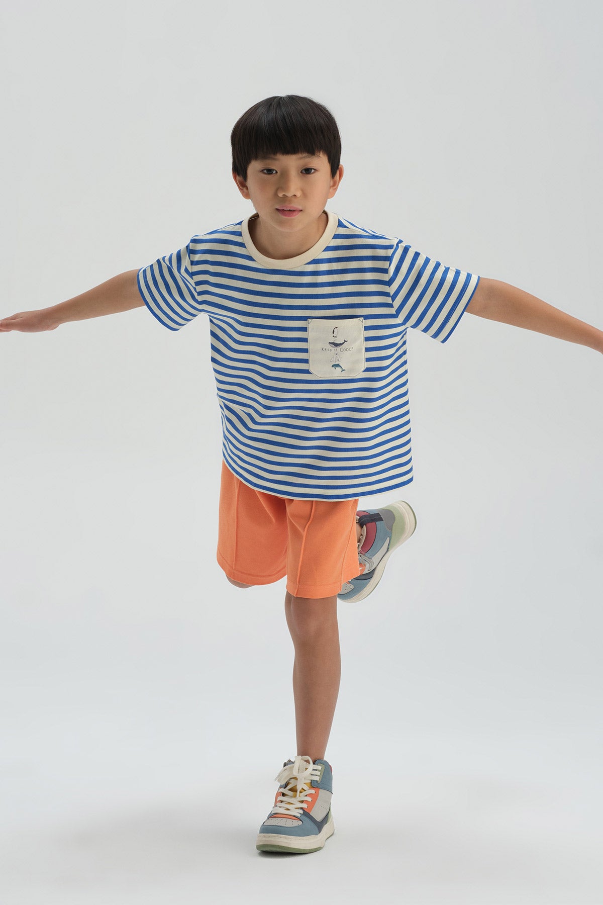 NAVY STRIPED T-SHIRT