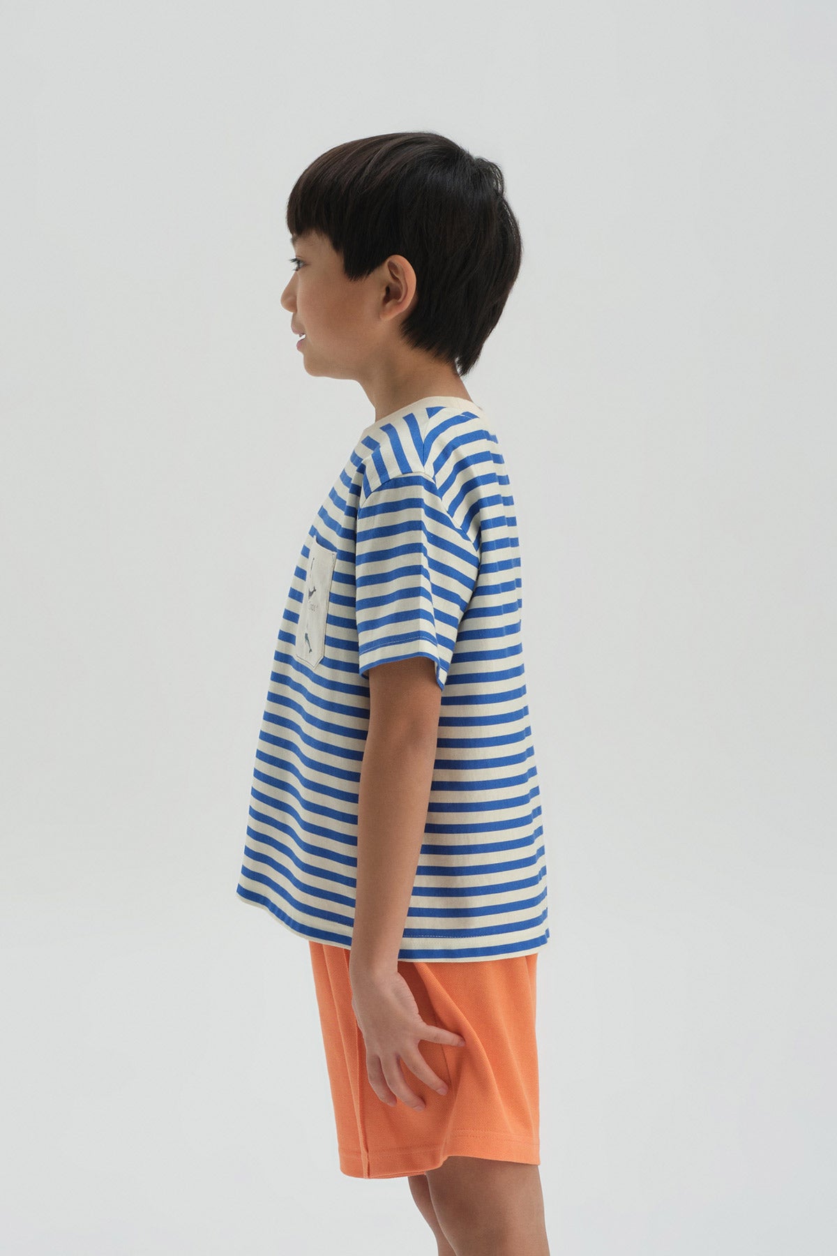 NAVY STRIPED T-SHIRT