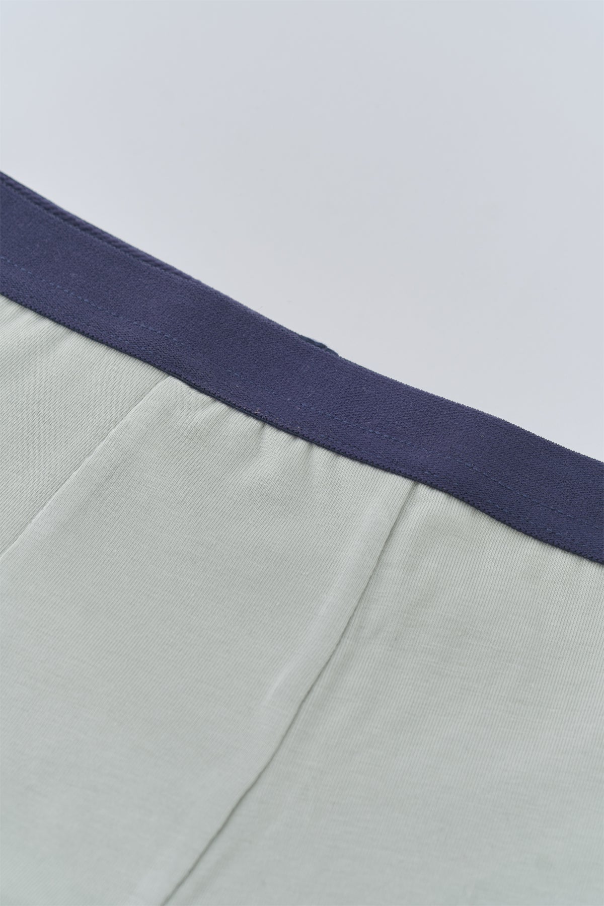 YELLOW - GREEN BOXER