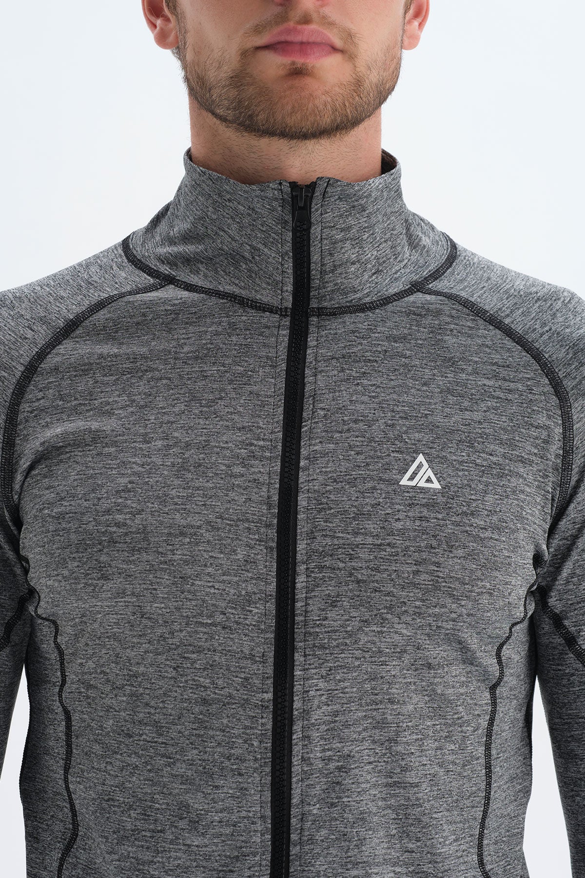 LIGHT GREY SWEATSHIRT