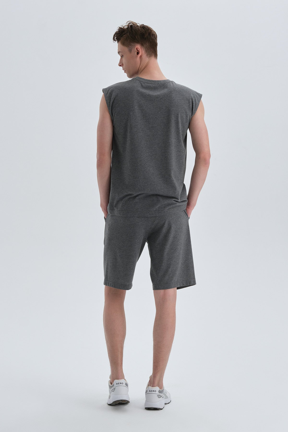 ANTHRACITE TANKTOP