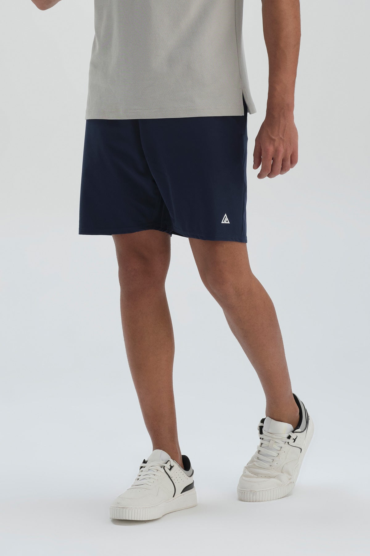 NAVY SHORT