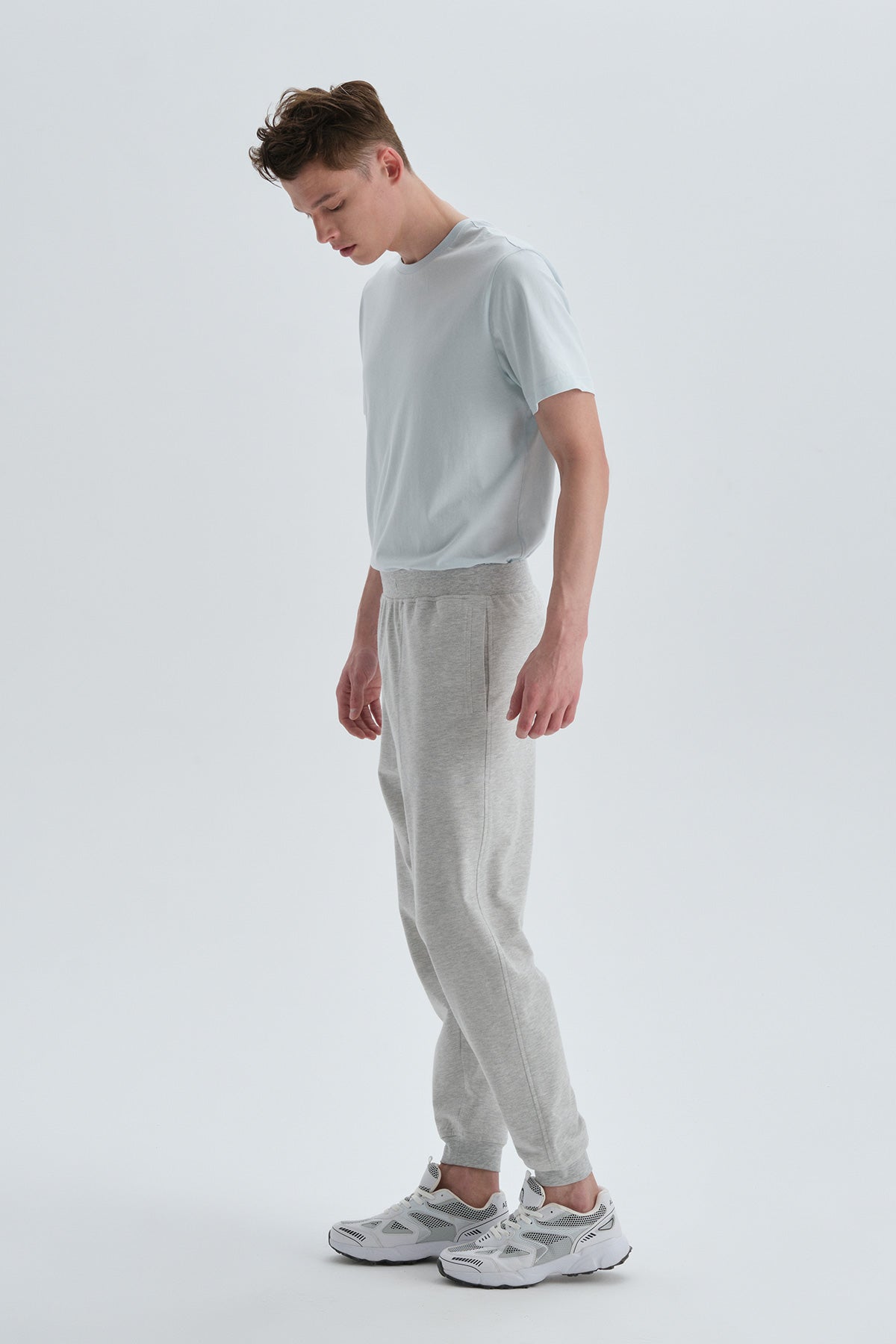 GREY TRACKSUIT BOTTOM