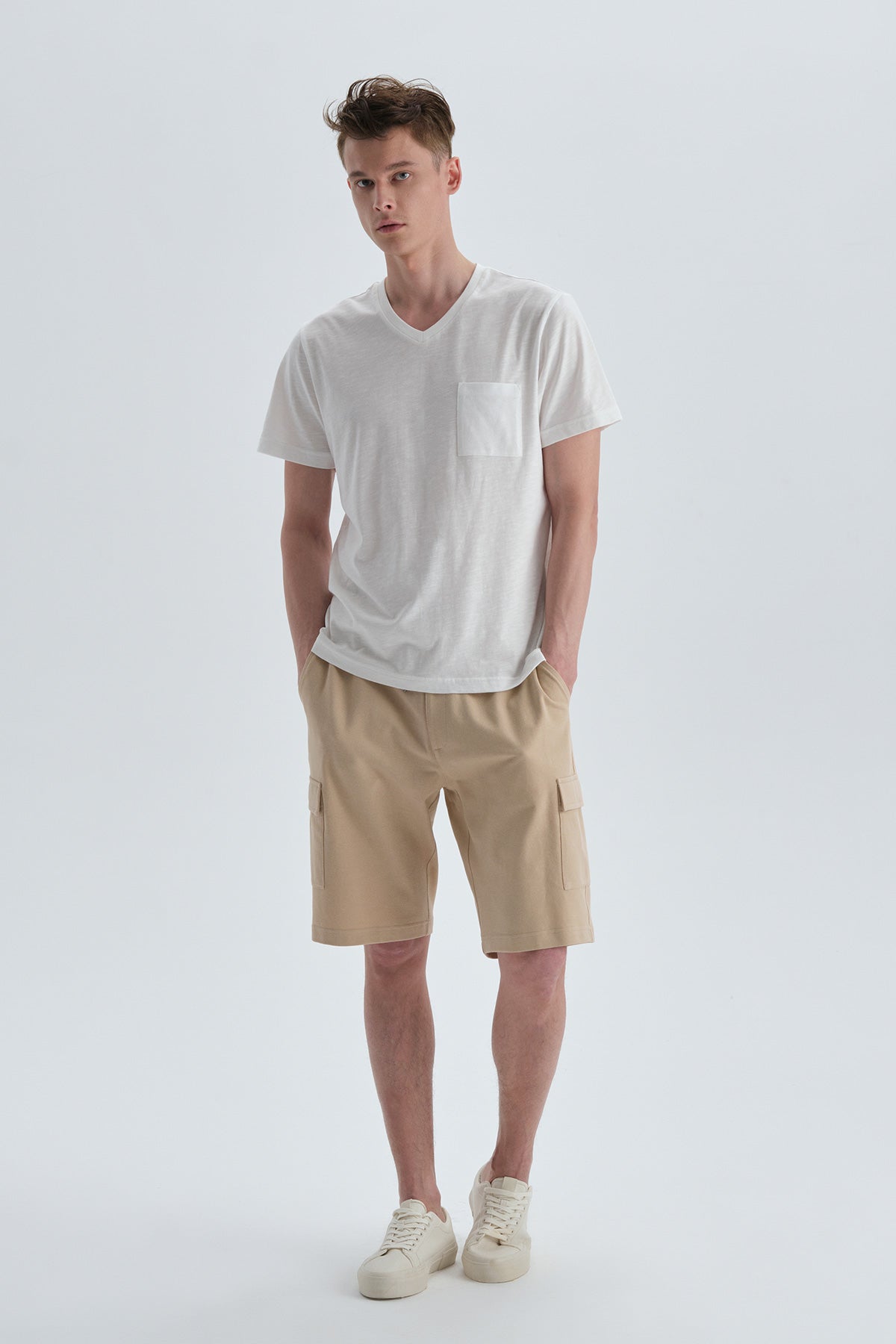 BEIGE SHORT