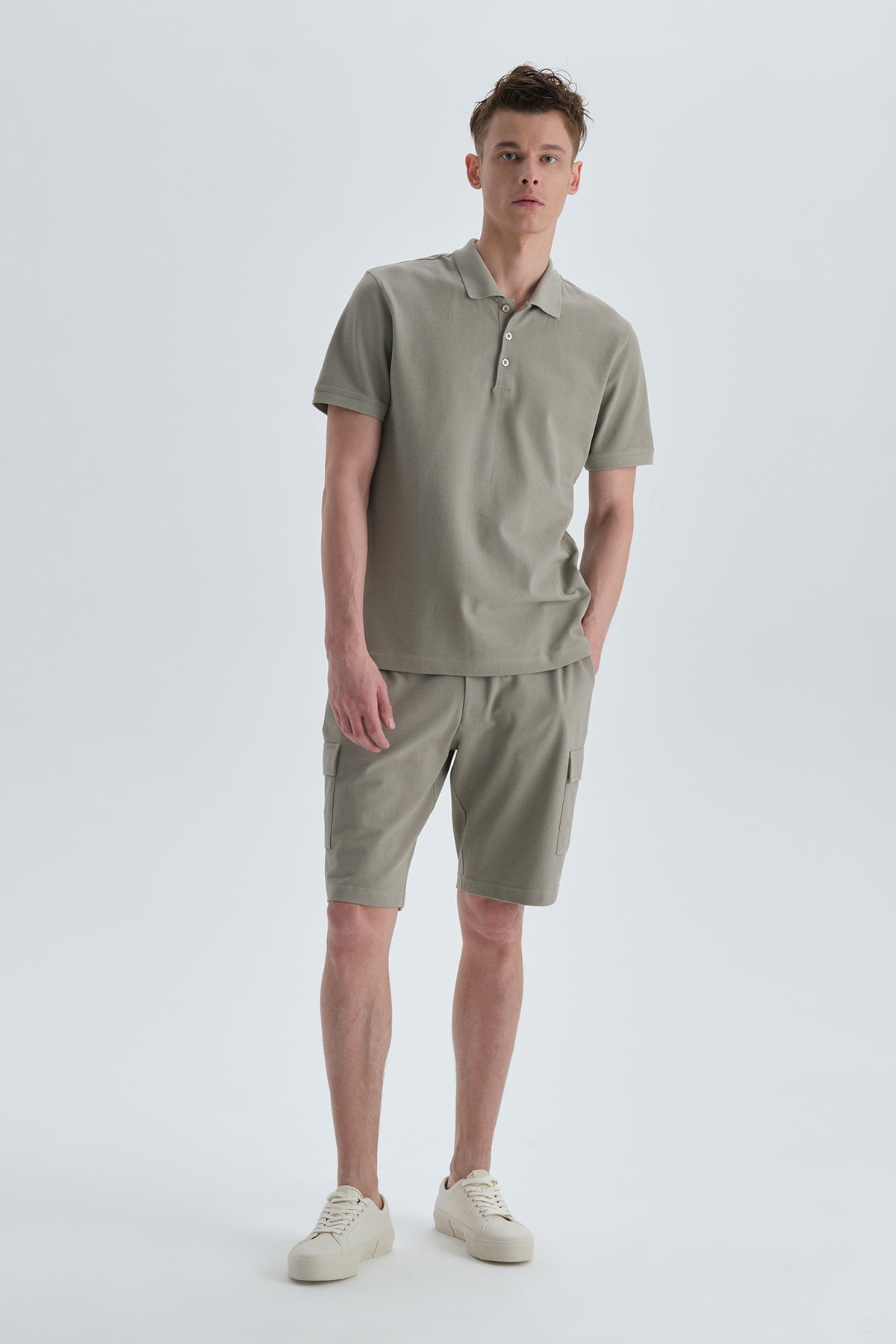 KHAKI SHORT