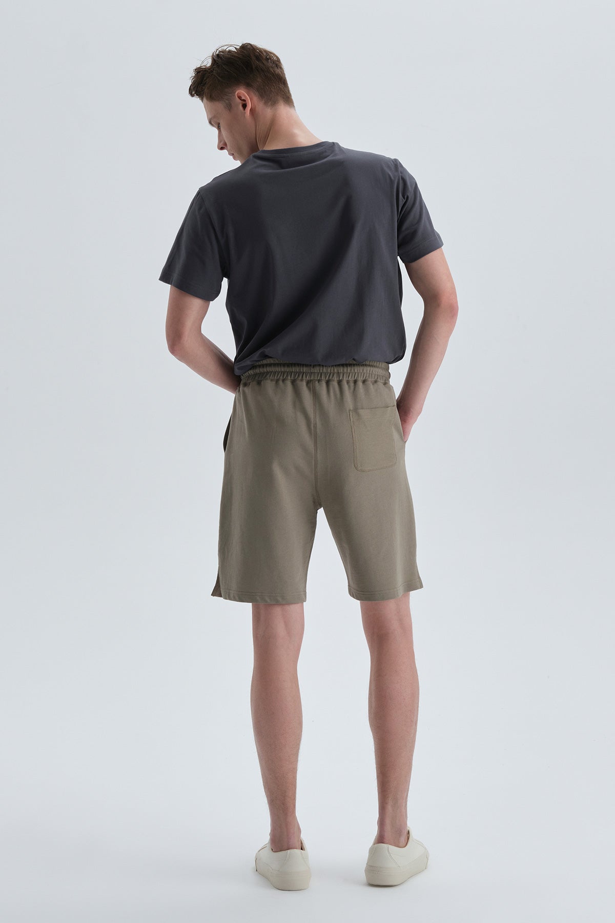 KHAKI SHORT