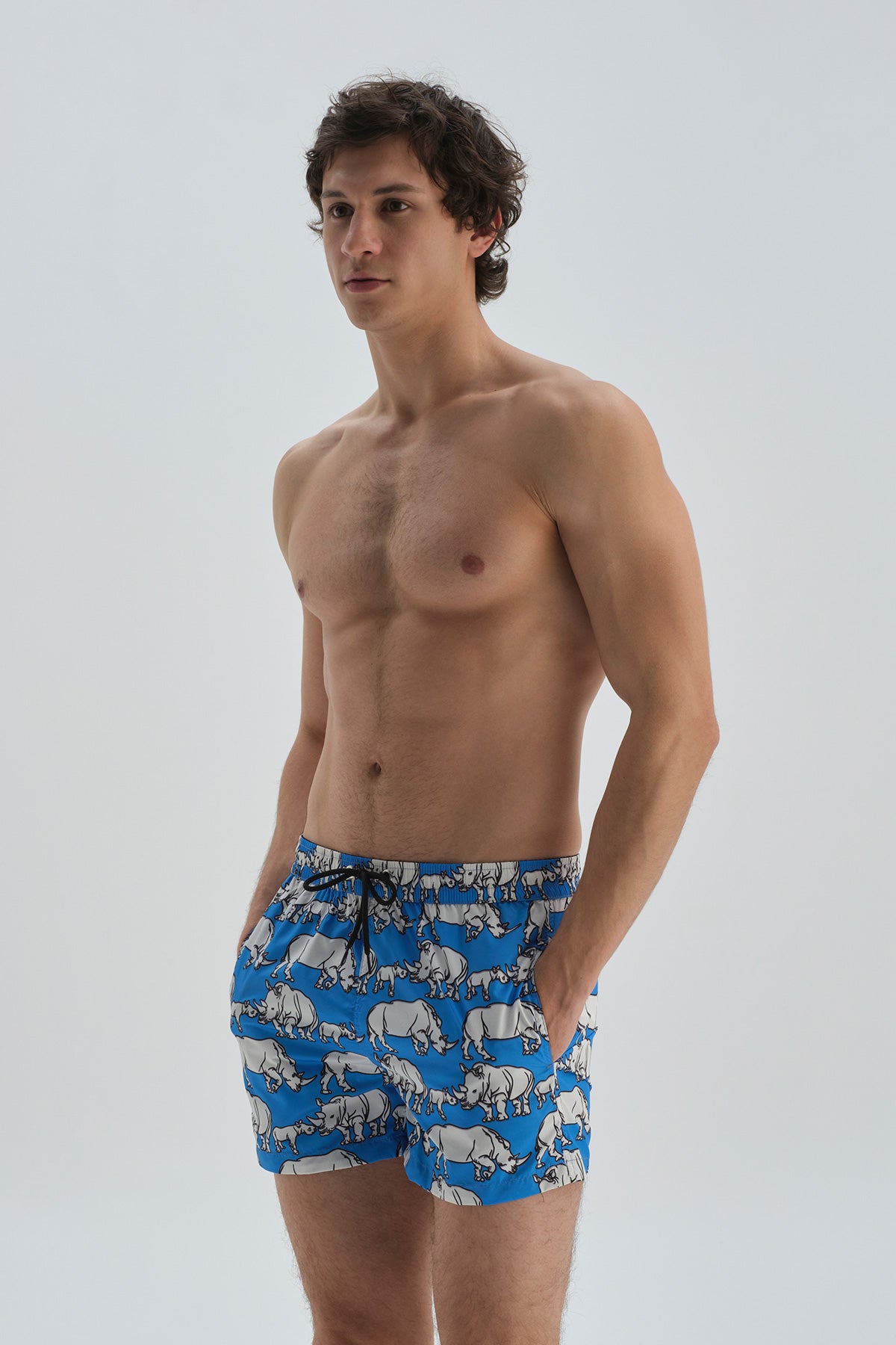 Turkuaz Micro Kısa Gergedan Desenli Deniz Şortu