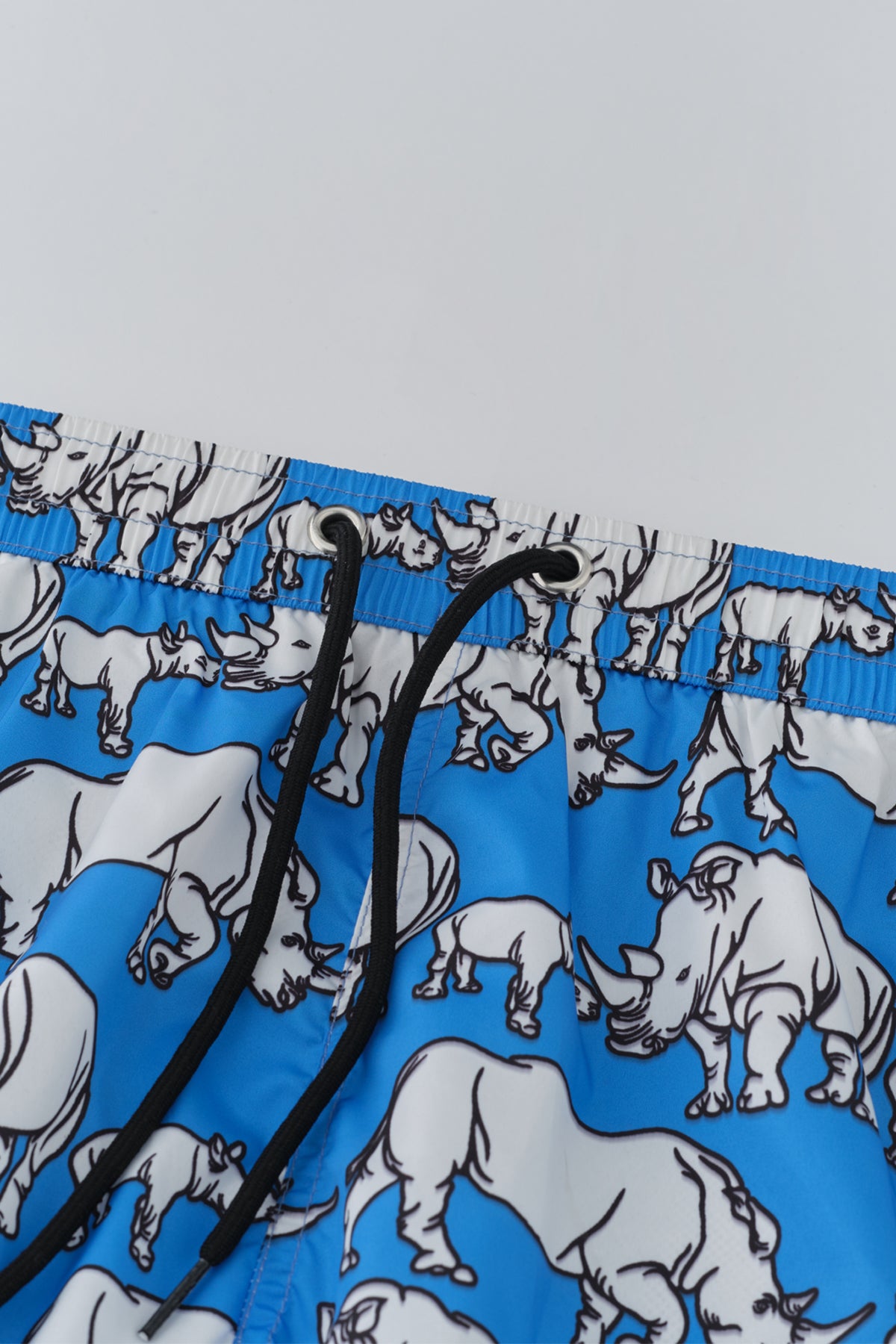 Turkuaz Micro Kısa Gergedan Desenli Deniz Şortu