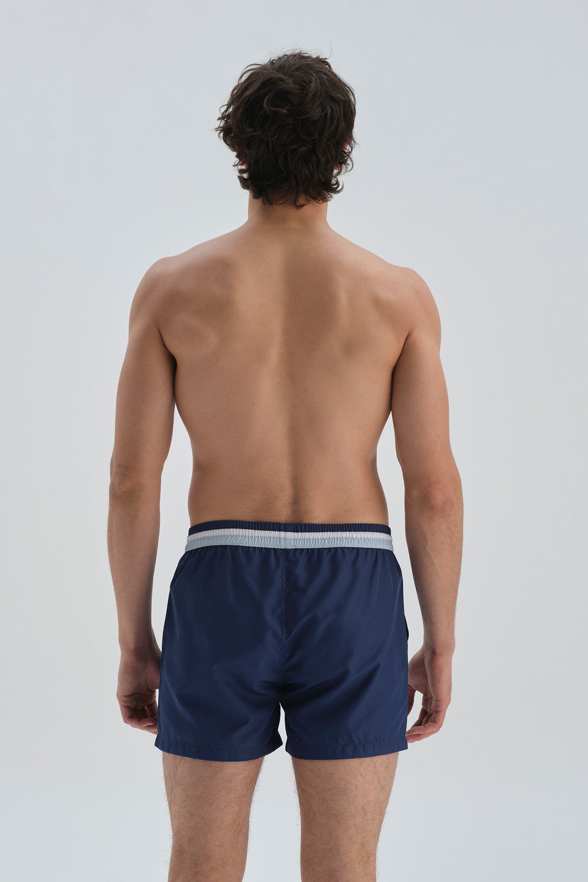 Lacivert Micro Kısa Kemeri Parçalı Şort