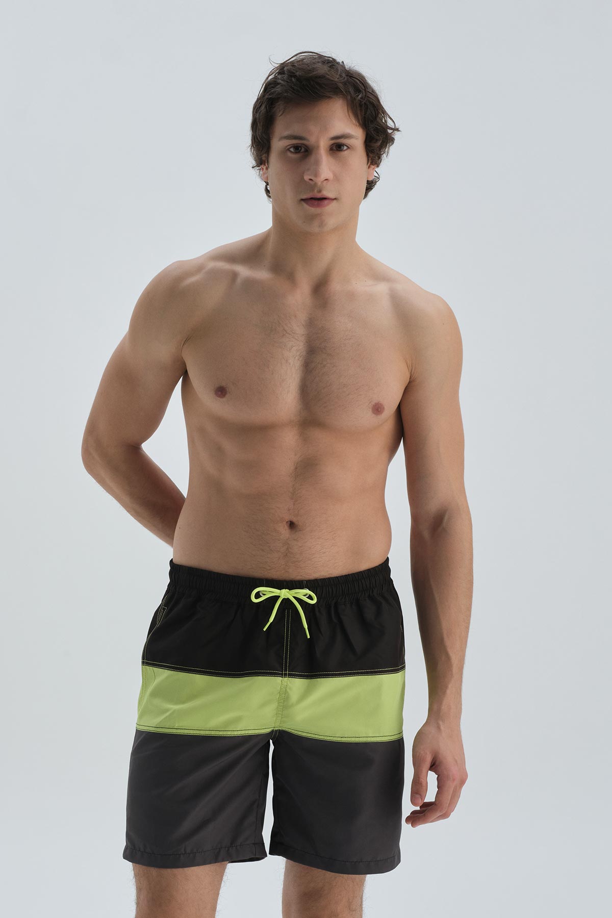 NAVY - GREEN SWIM SHORT