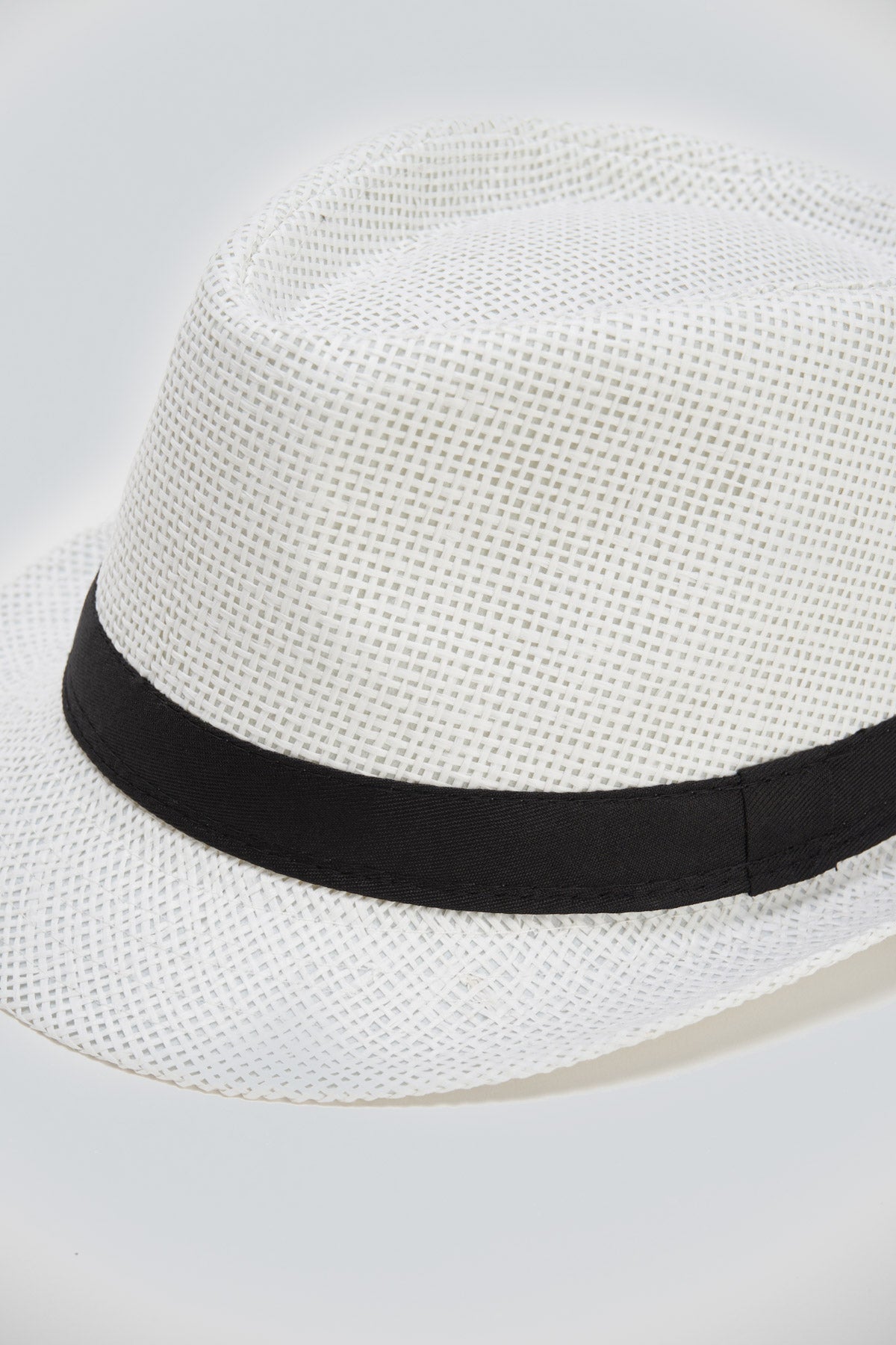 WHITE HAT