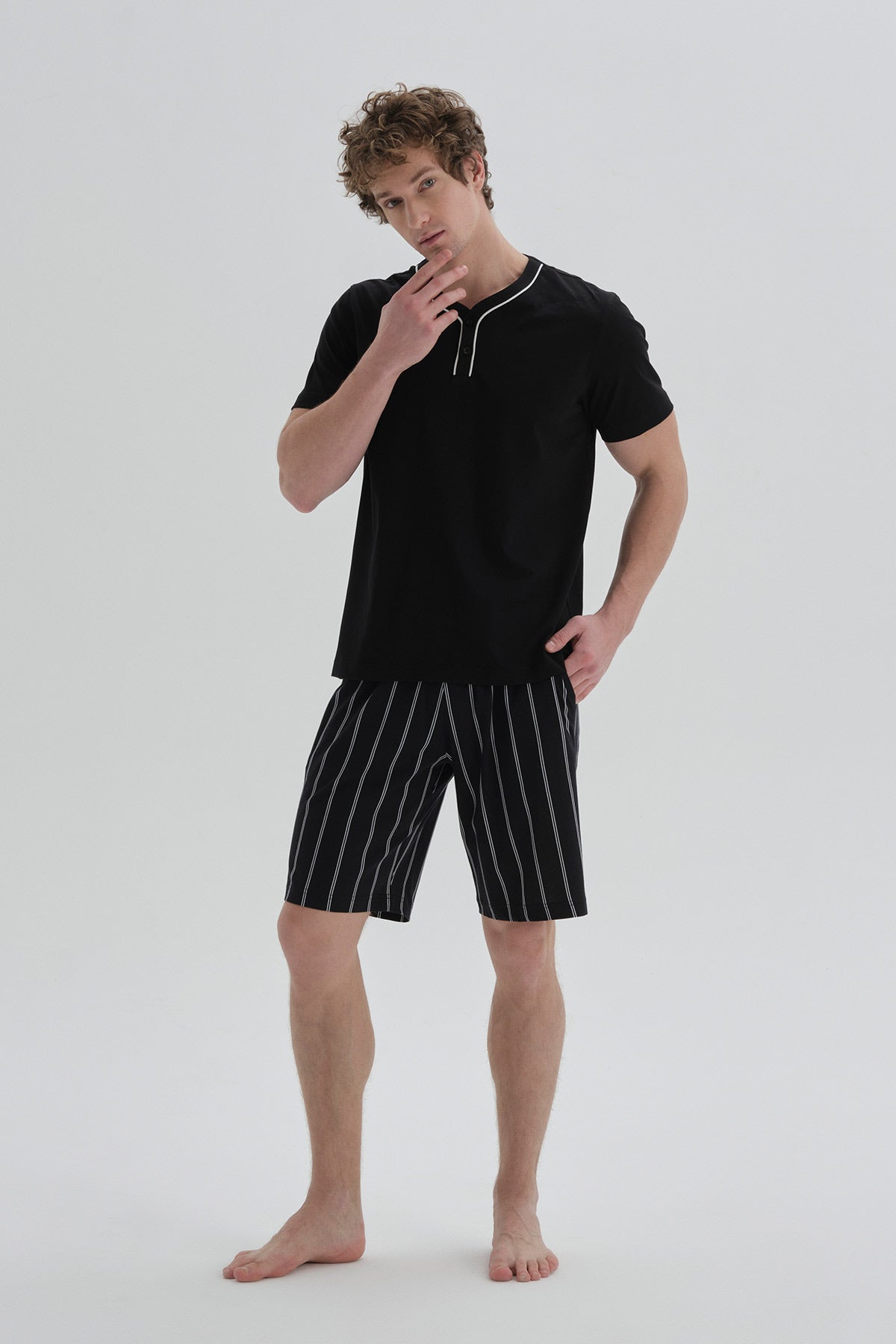 BLACK SHORT PYJAMA SET