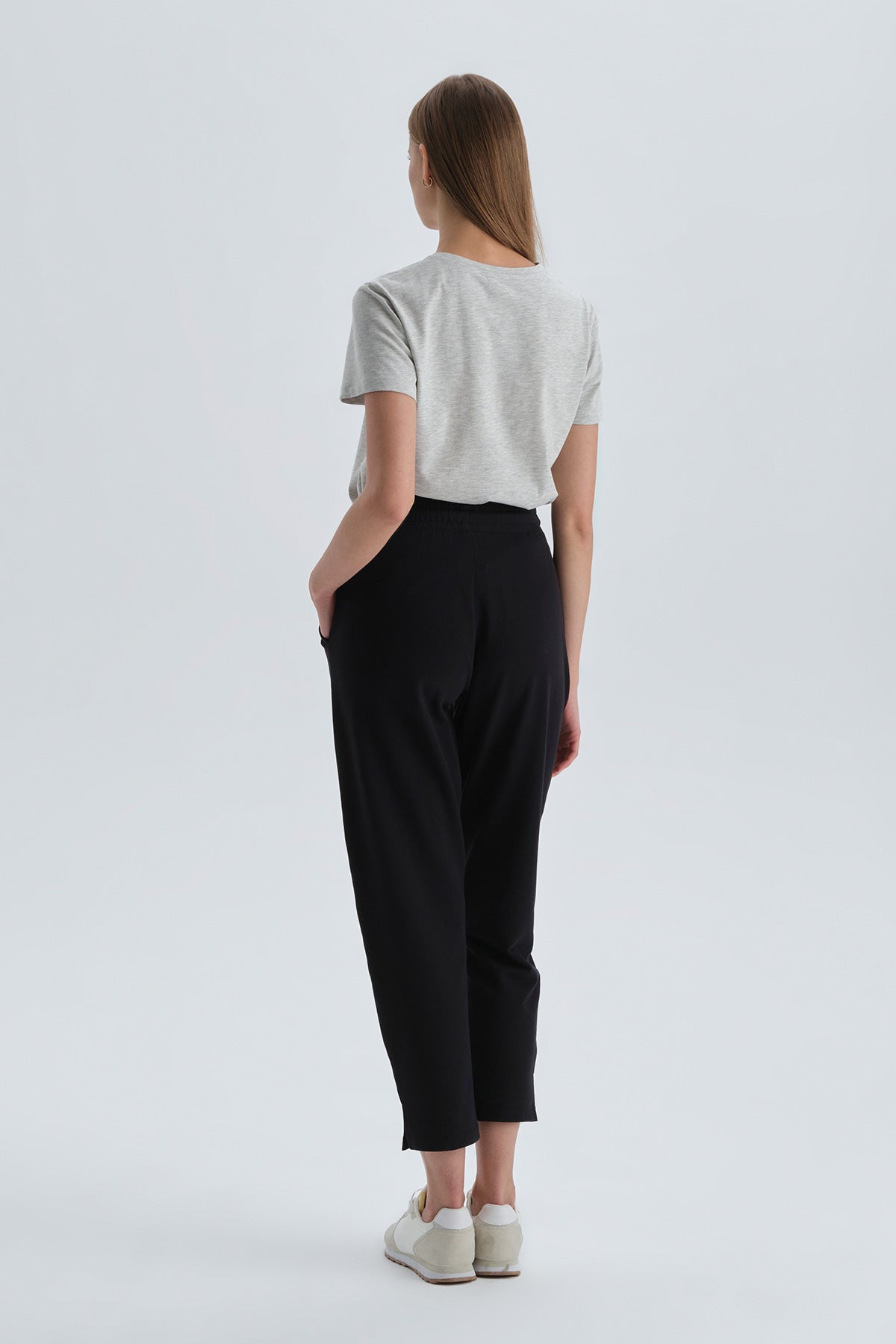 GREY MELANGE T-SHIRT