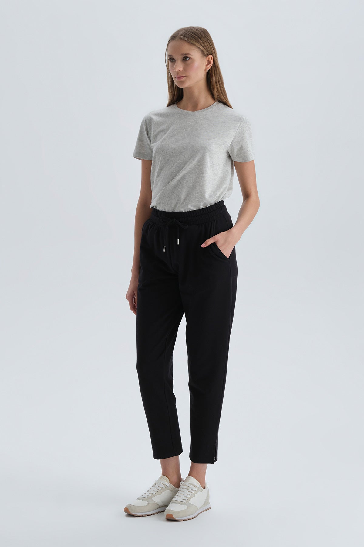 GREY MELANGE T-SHIRT