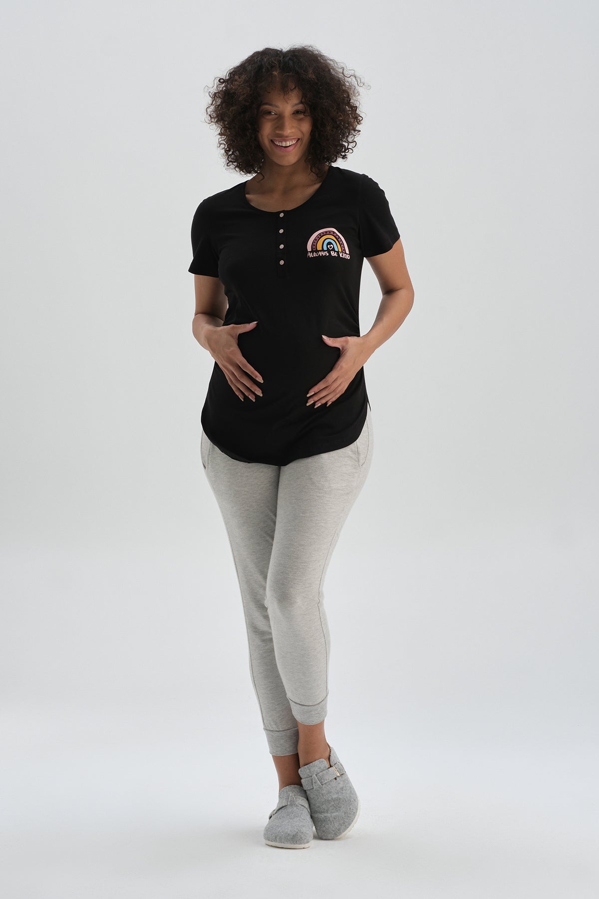 BLACK T-SHIRT