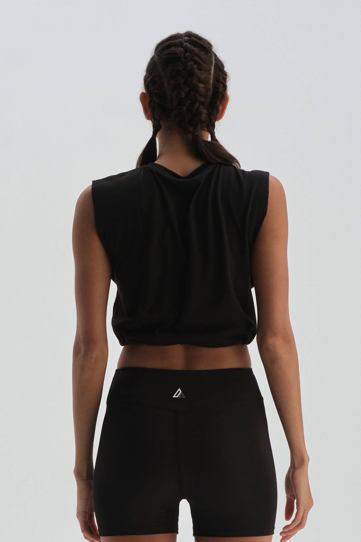 Siyah Dagi Active Crop Atlet