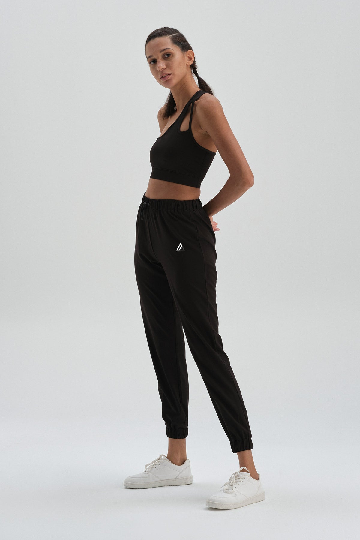 BLACK TRACKSUIT BOTTOM