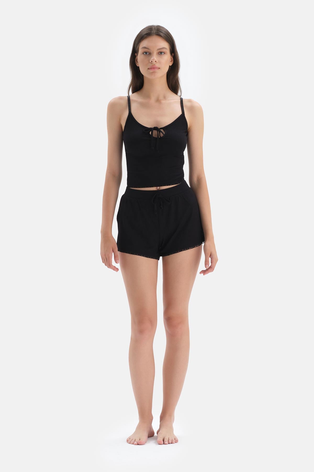 BLACK SHORT