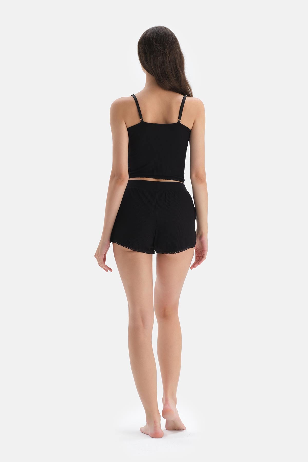 BLACK SHORT