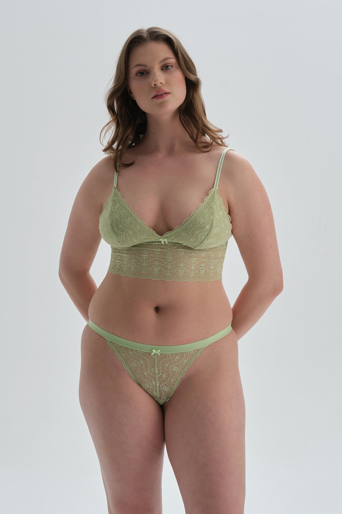 Yeşil Balensiz Kapsız Dantelli Bralet Sütyen