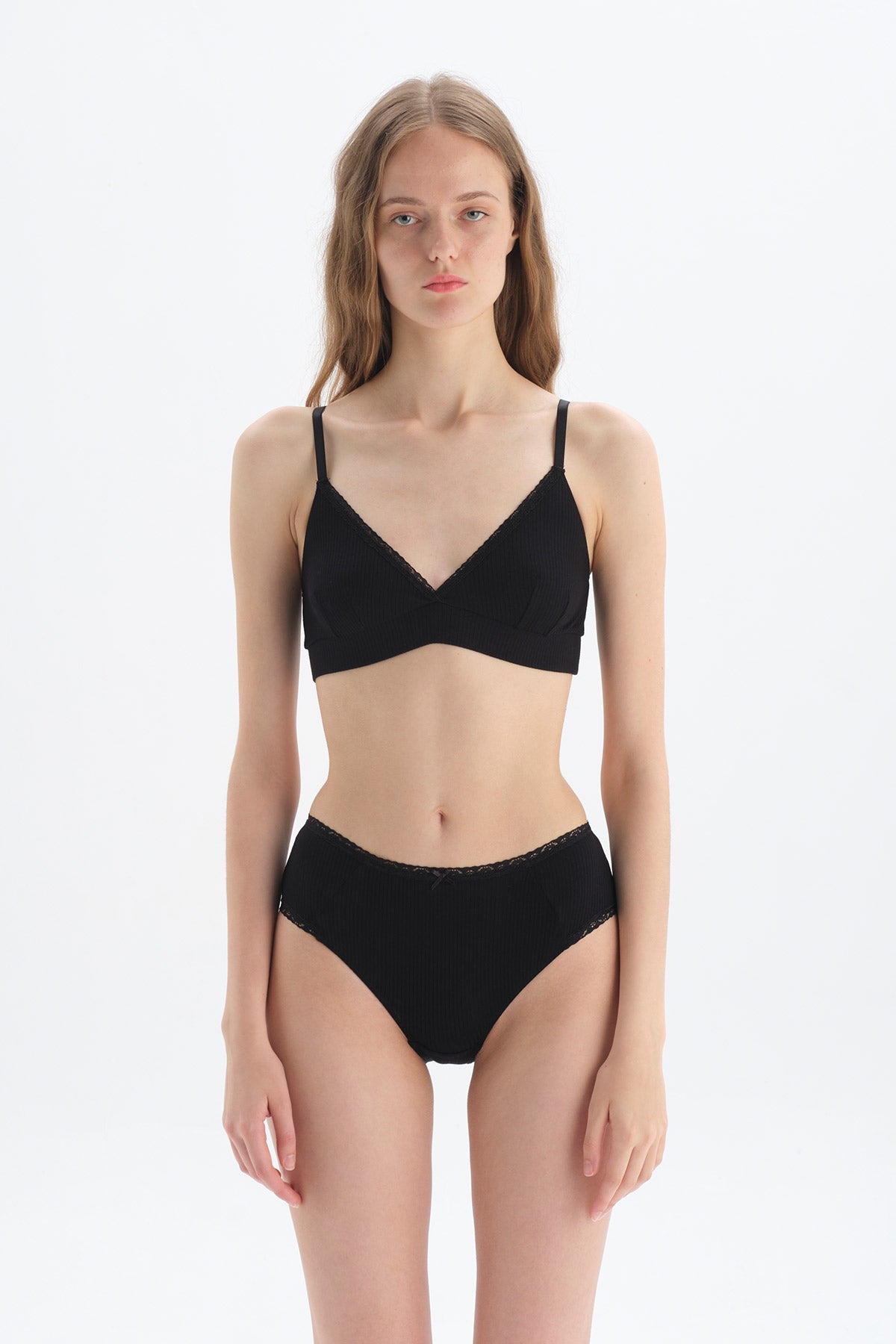 BLACK HIGH WAIST SLIP