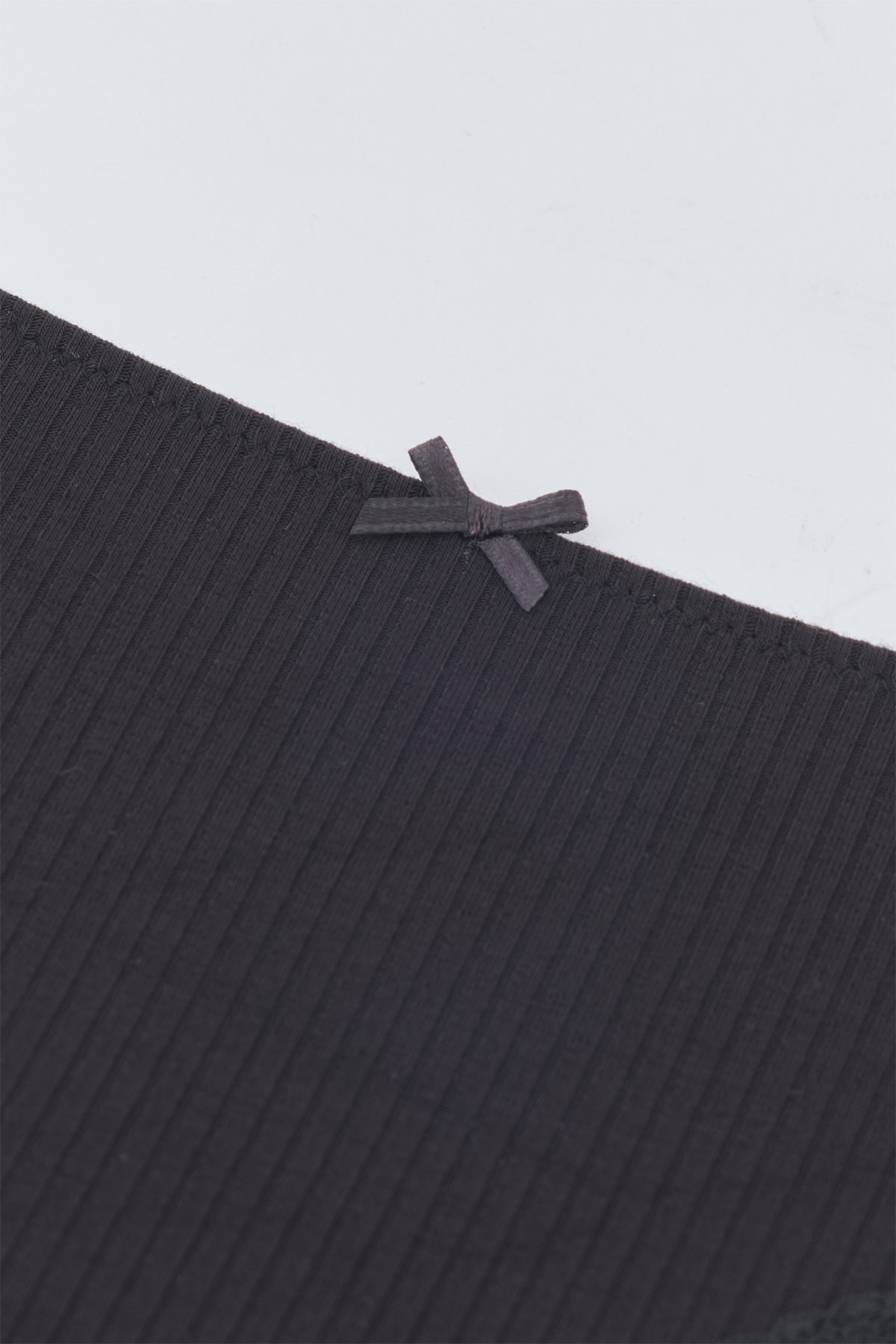 Siyah Dantel Detaylı Slıp