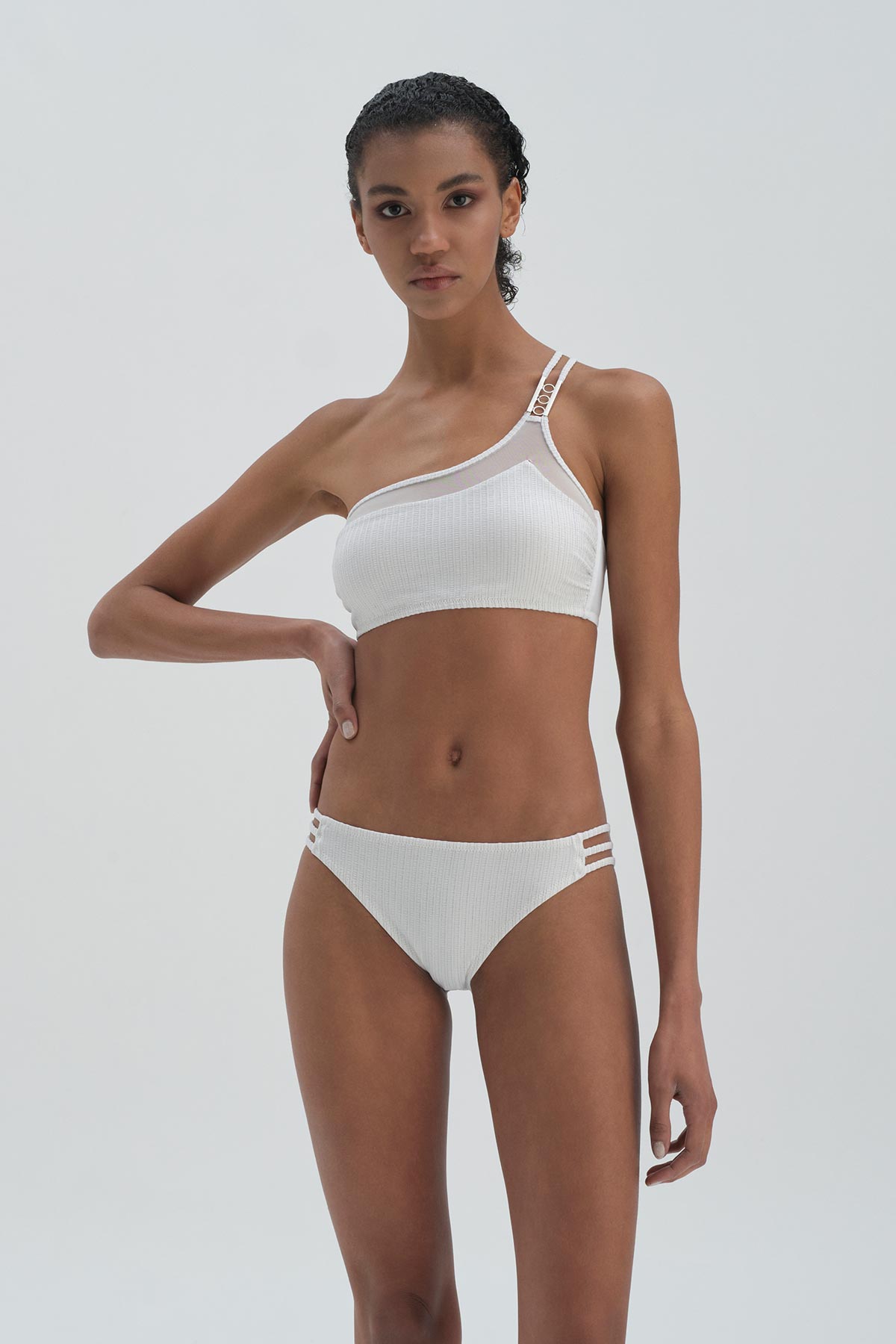 WHITE BIKINI TOP