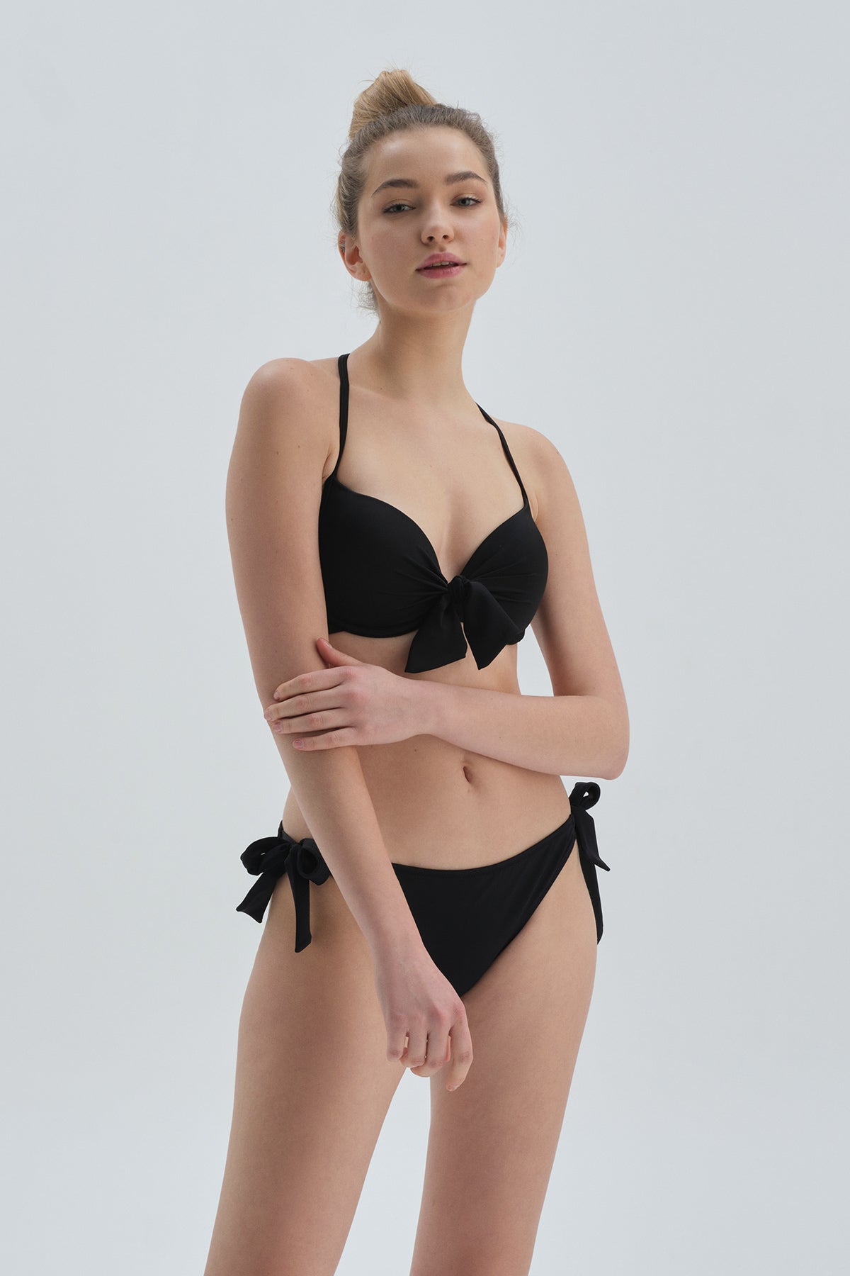 BLACK BIKINI BOTTOM
