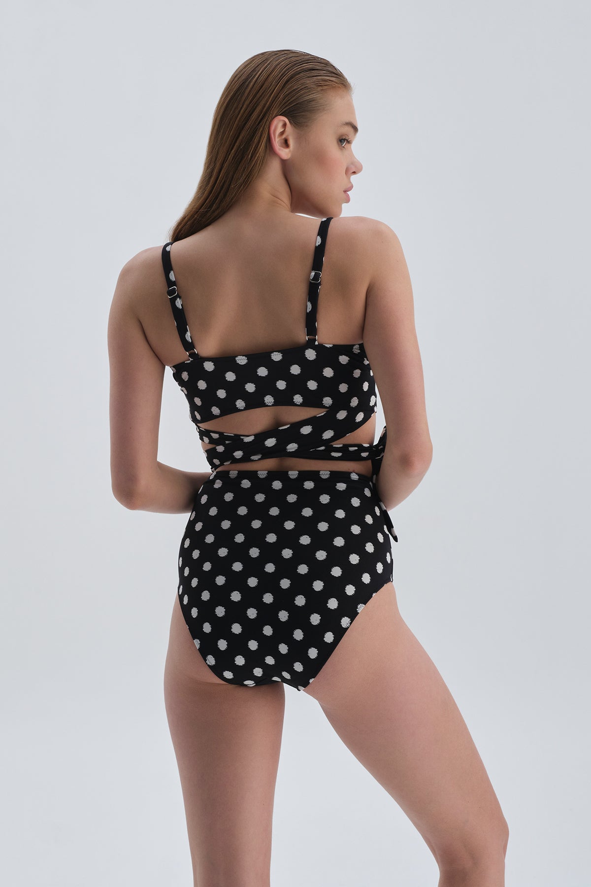 Siyah Beyaz Toparlayıcı Yüksek Bel Bikini Alt