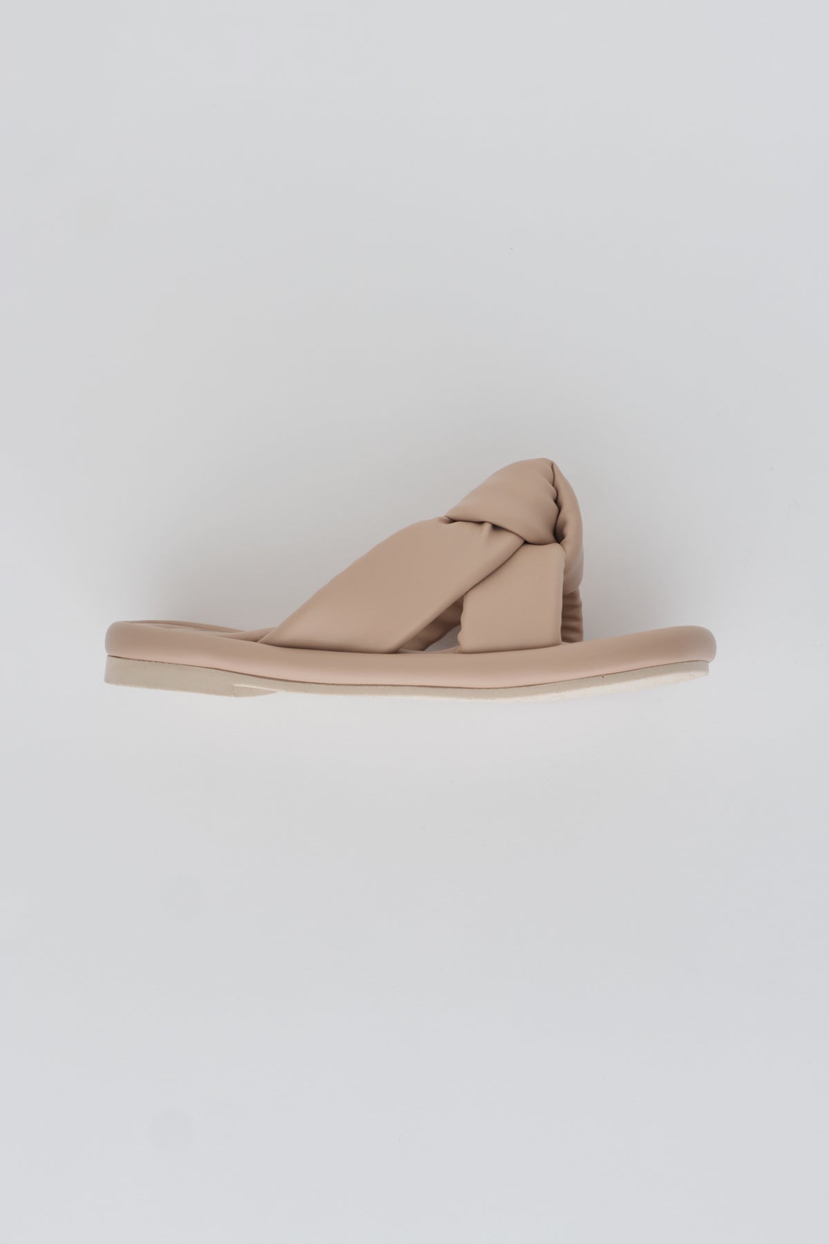 NUDE SLIPPER