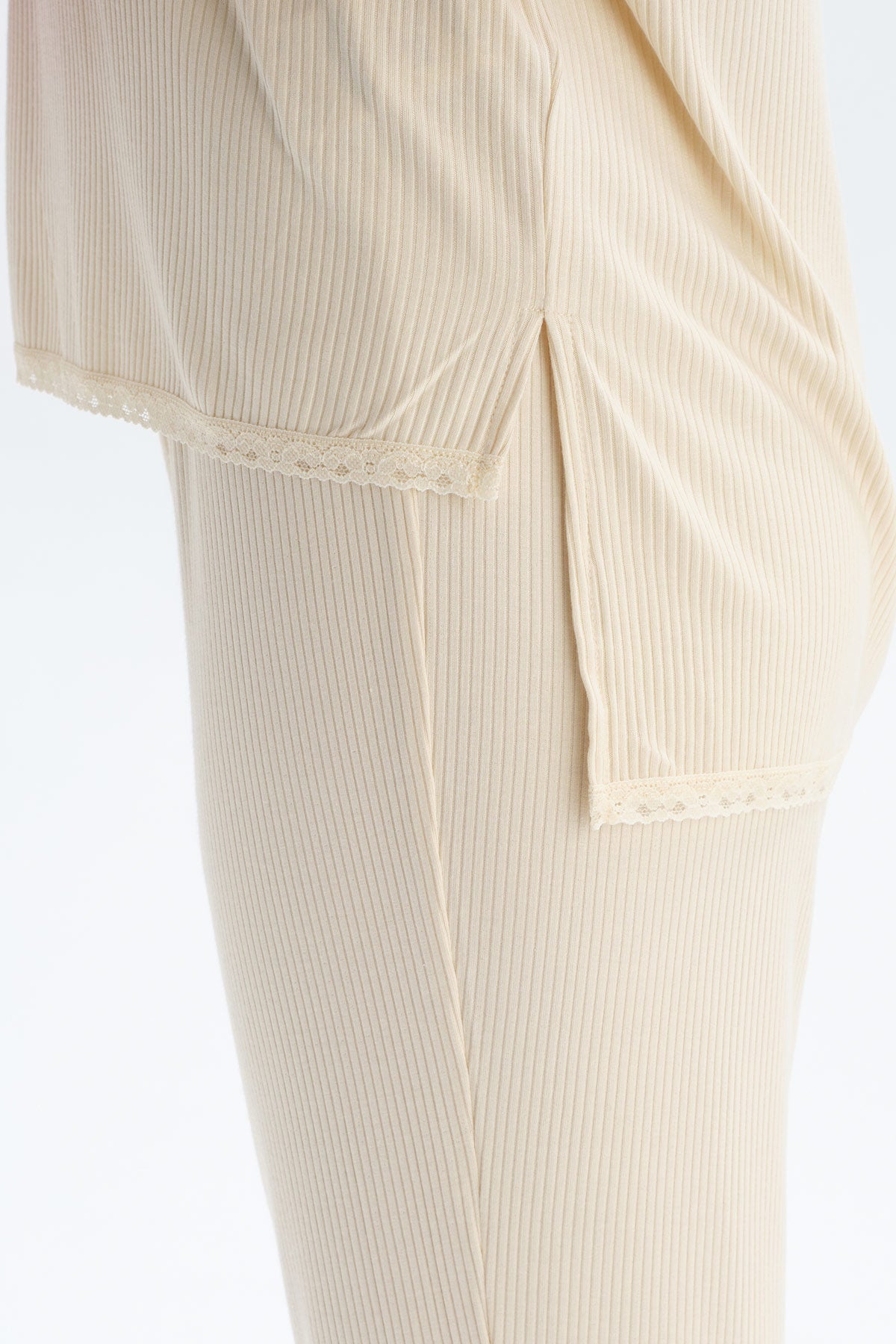 Ekru Kısa Kol Viskon T-Shirt Pijama Üstü